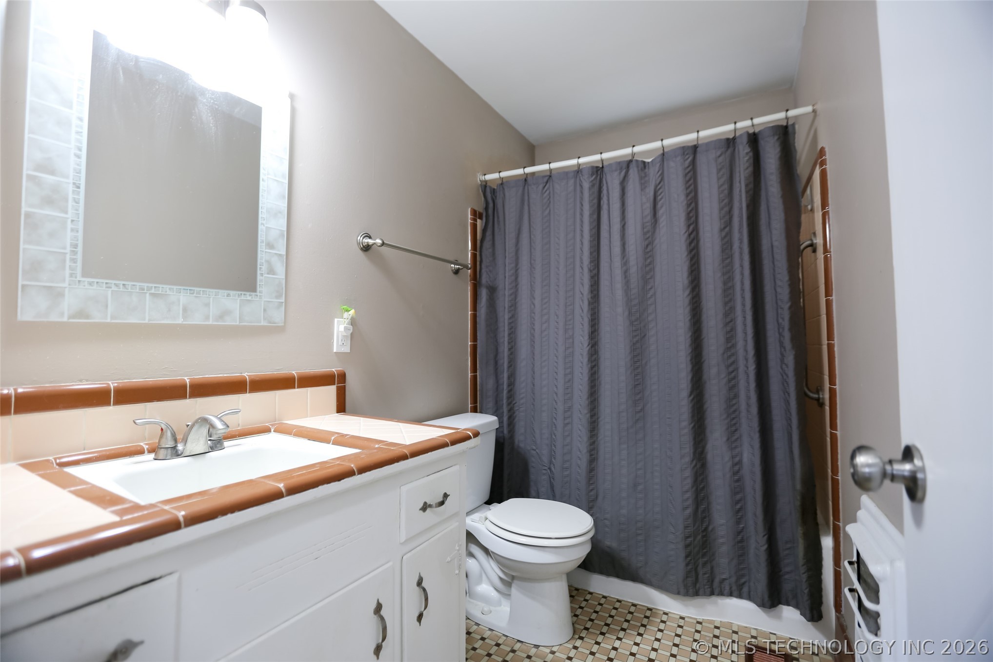 2861 S 66th Place E Tulsa OK 74129