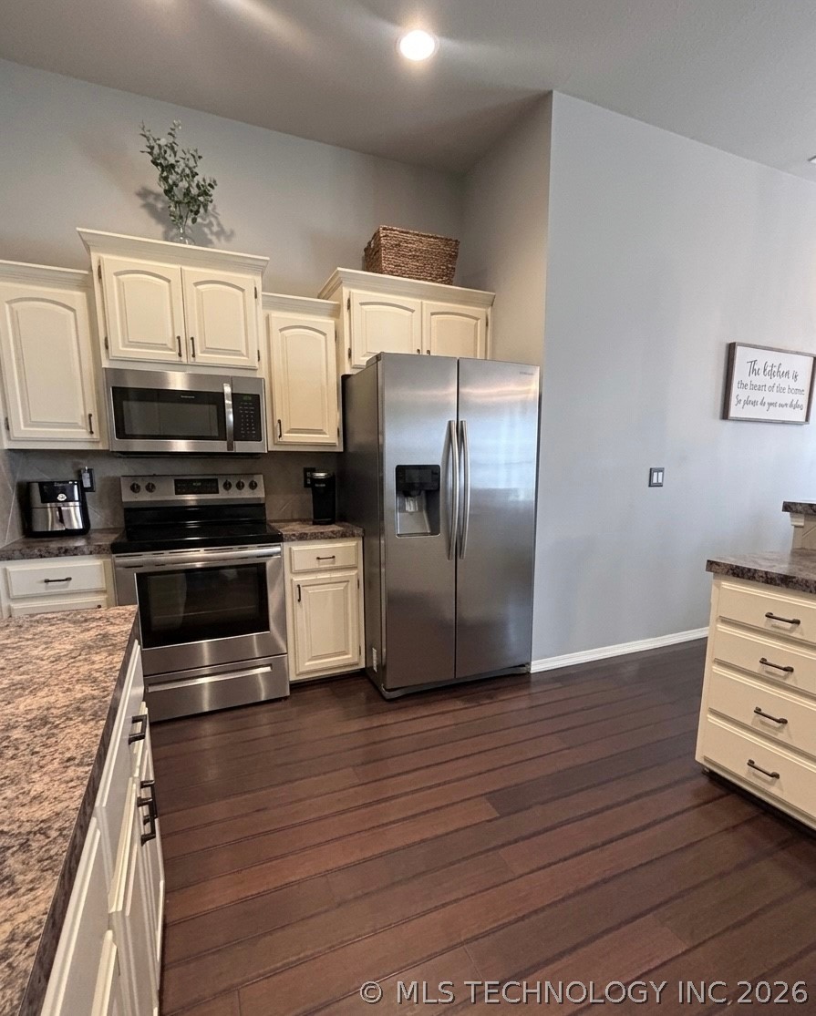1406 E 145th Street S Glenpool OK 74033