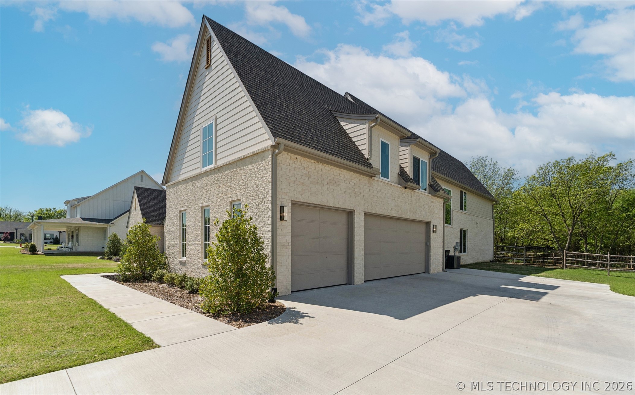 6320 N Blue Sage Drive Owasso OK 74055