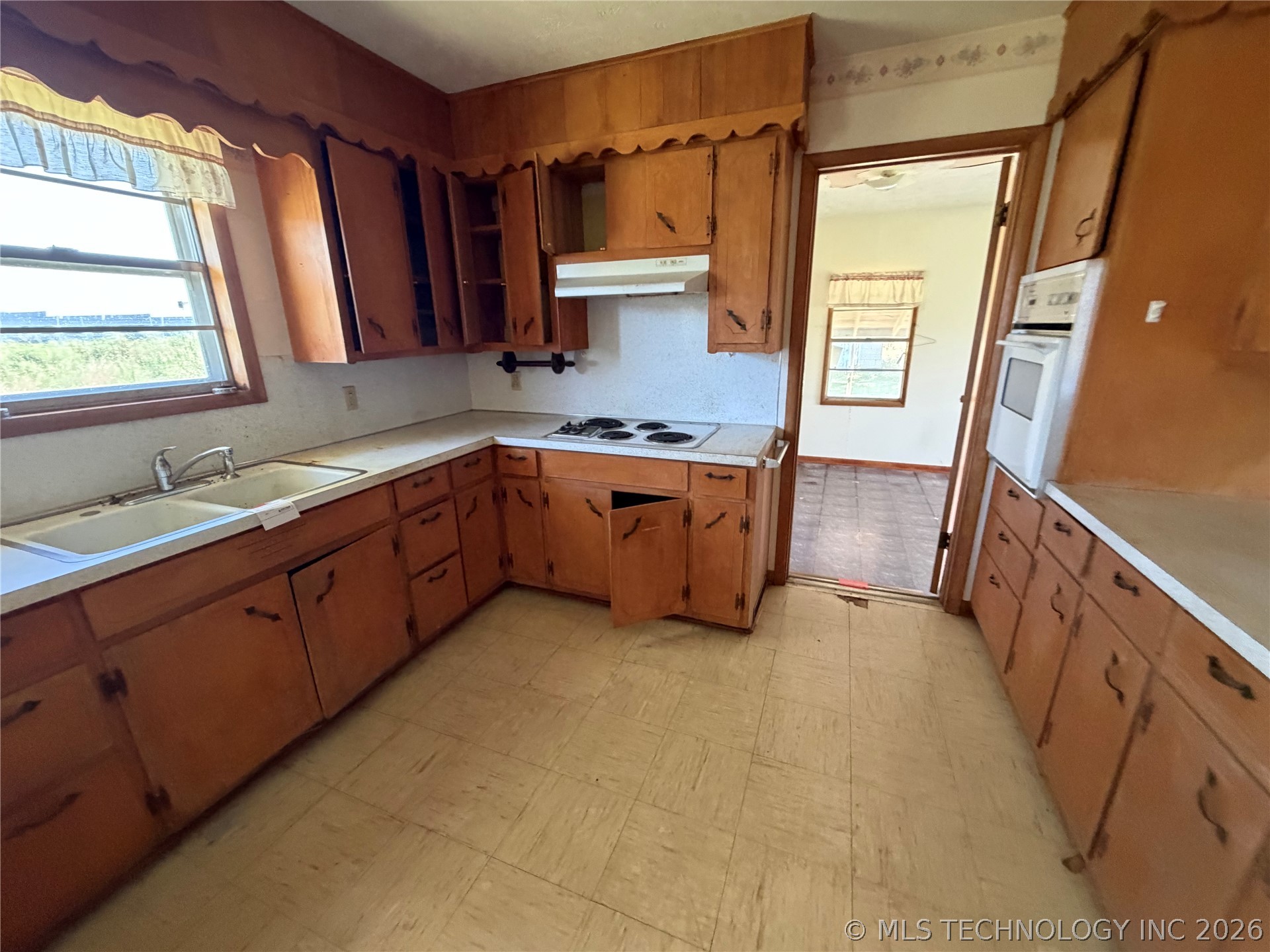 615 E 460 Pryor OK 74361