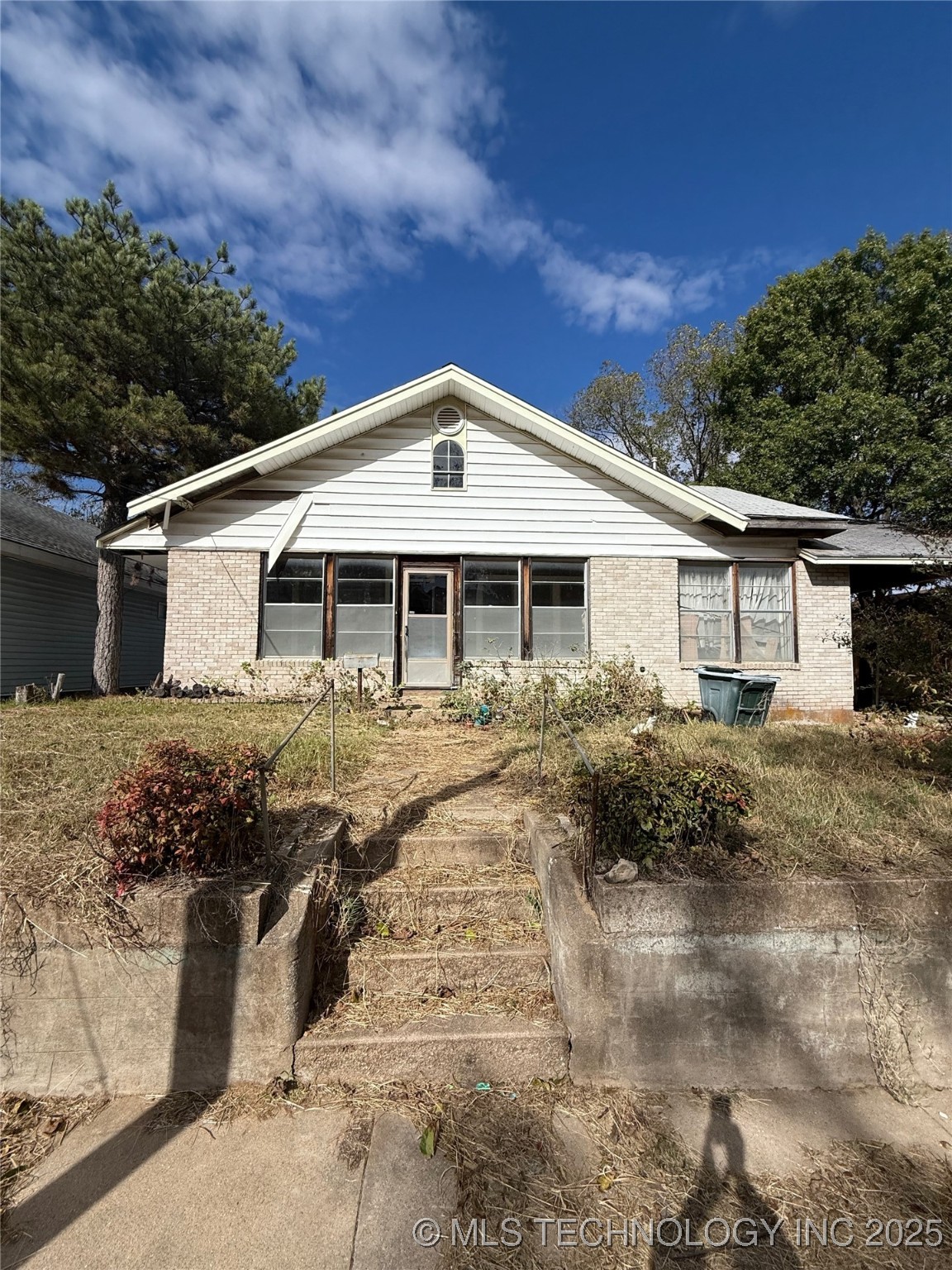 914 W Wyandotte Sulphur OK 73086