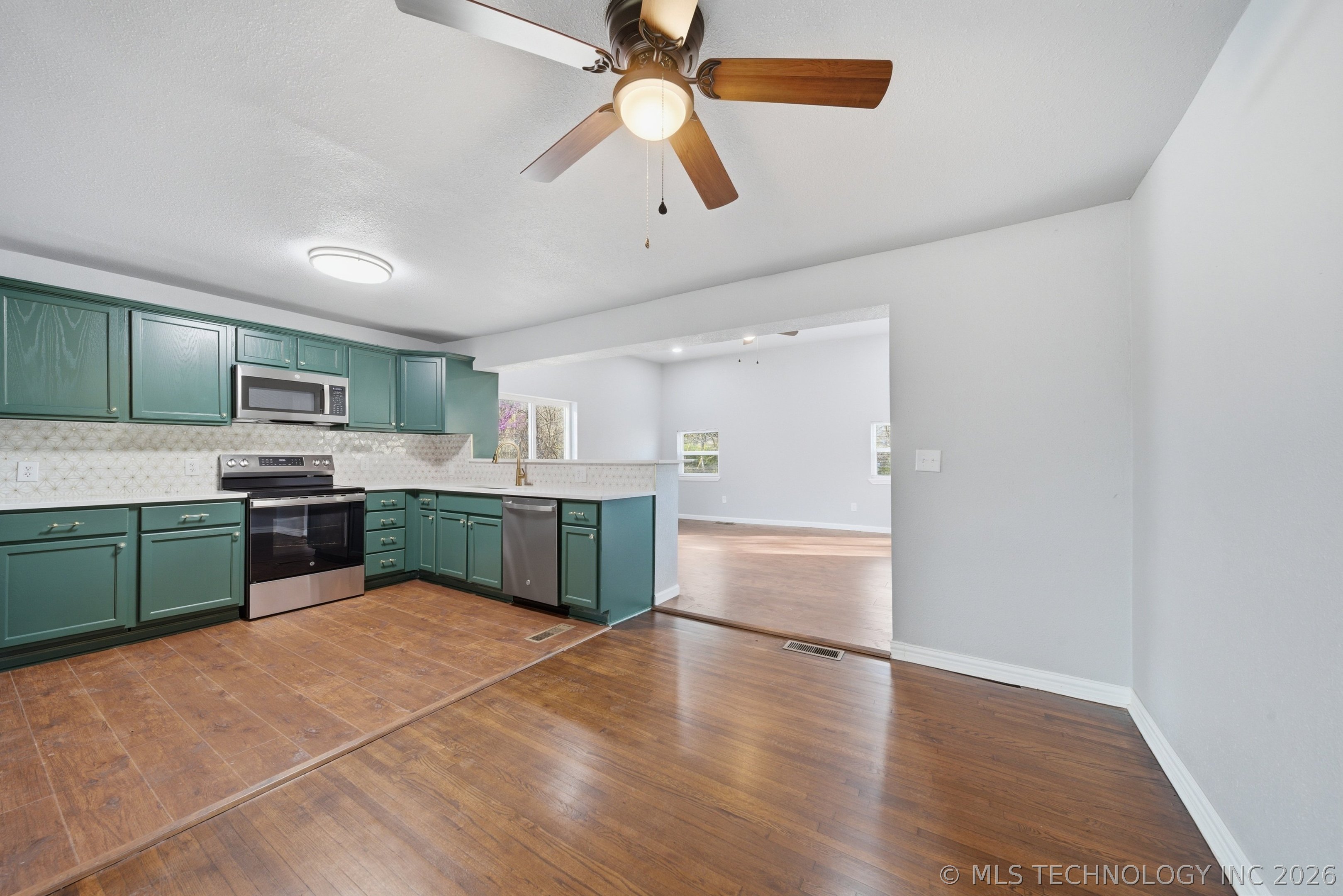 5929 E 7th Street Tulsa OK 74112