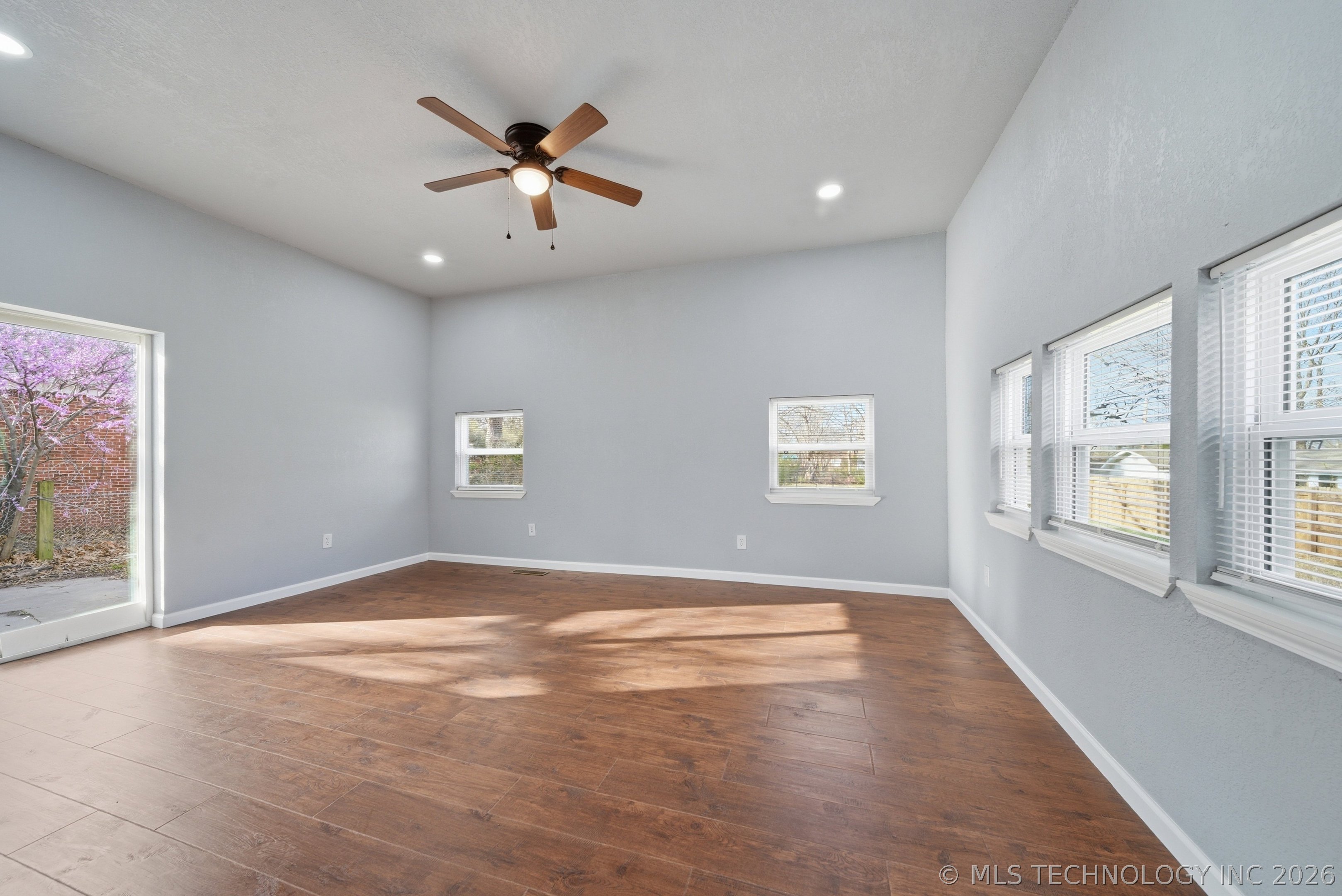 5929 E 7th Street Tulsa OK 74112