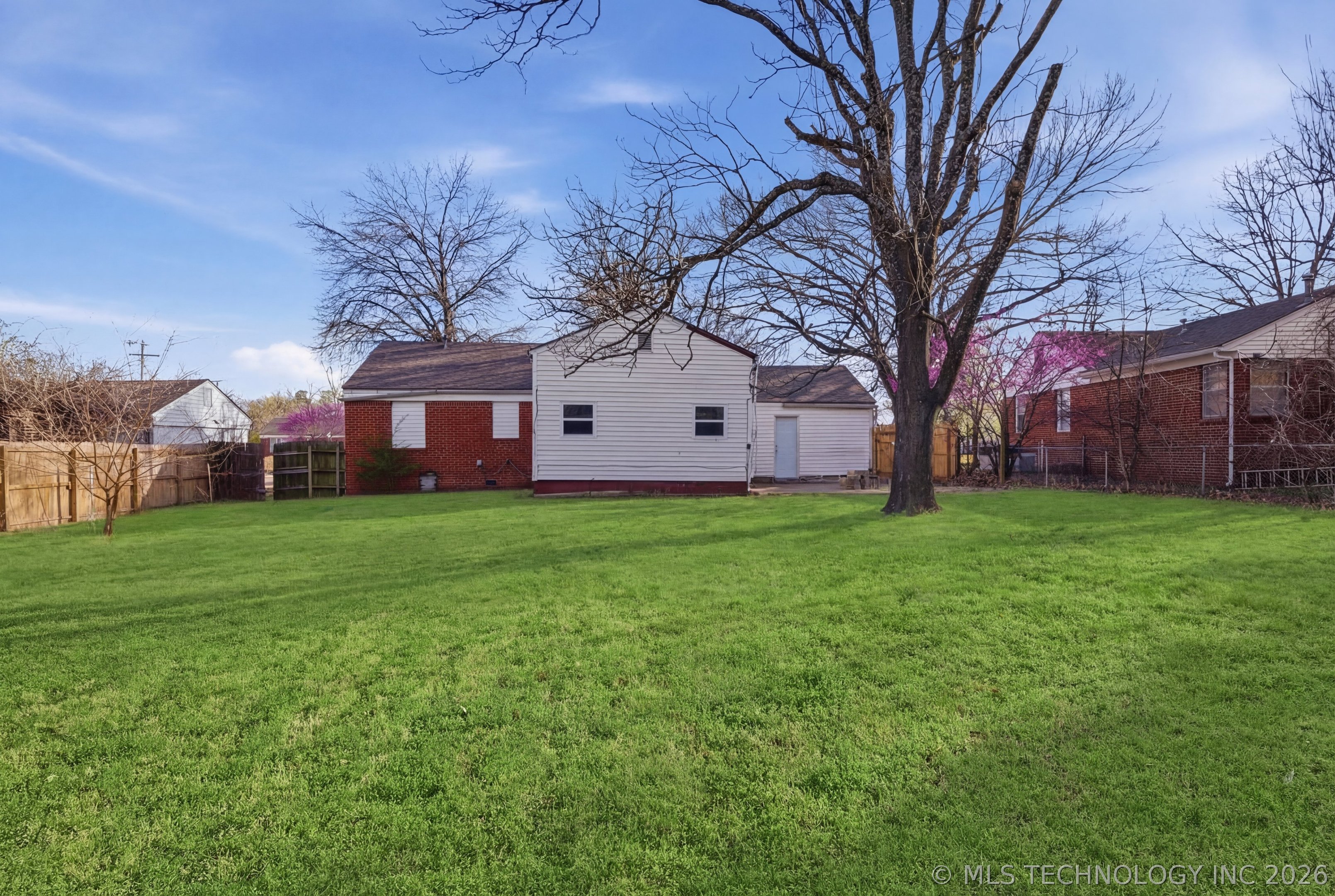 5929 E 7th Street Tulsa OK 74112
