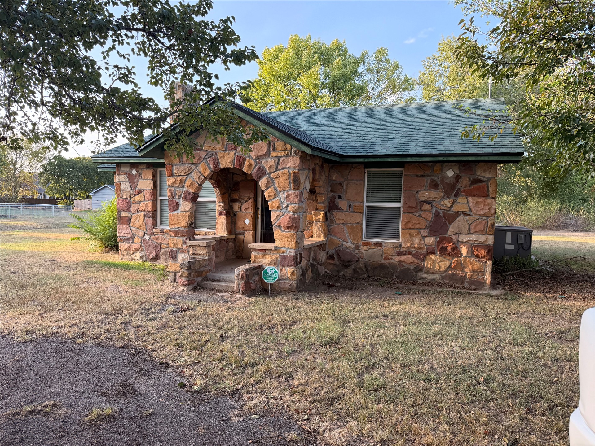 223 10th Street Stroud OK 74079