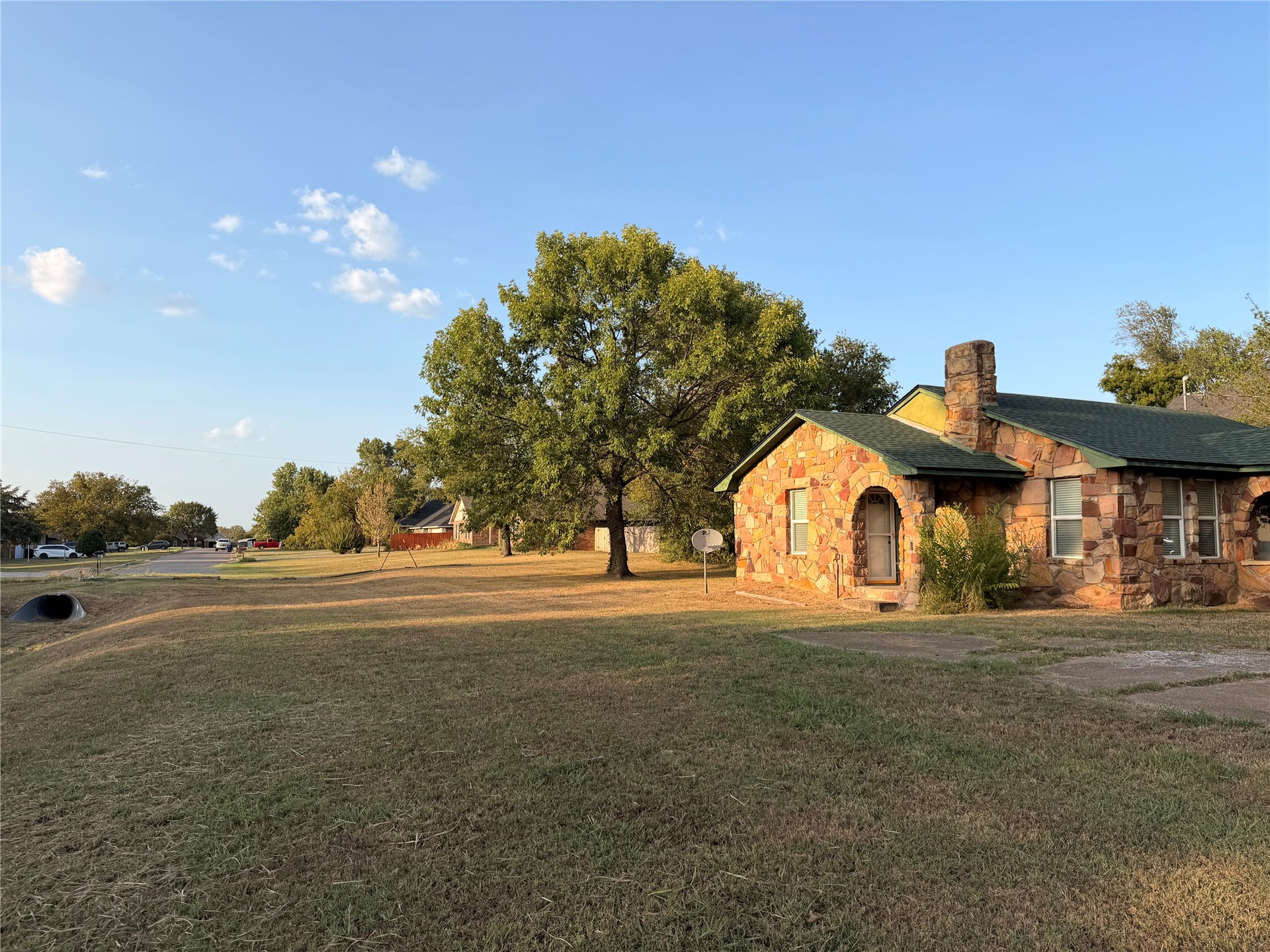 223 10th Street Stroud OK 74079