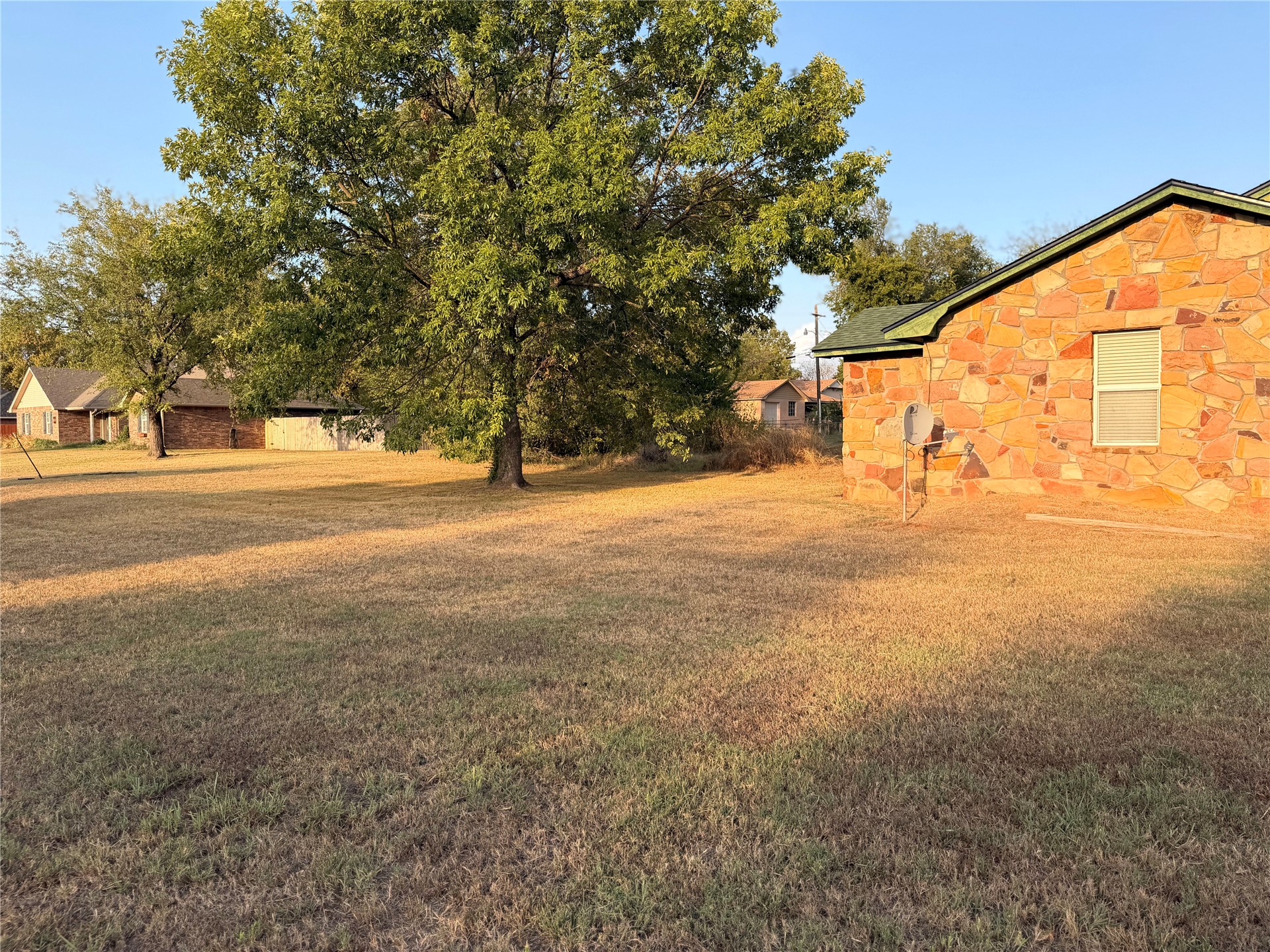223 10th Street Stroud OK 74079