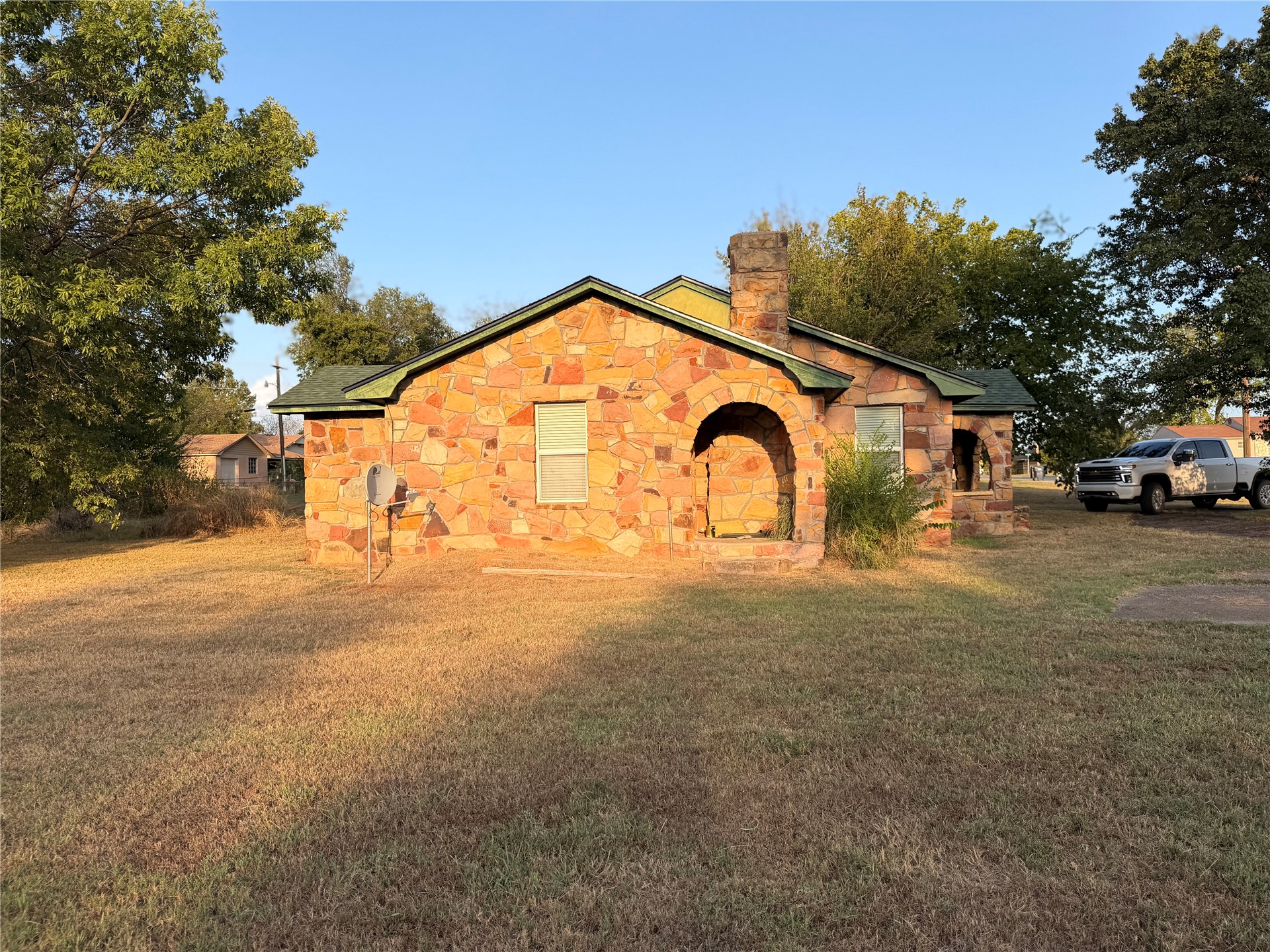 223 10th Street Stroud OK 74079