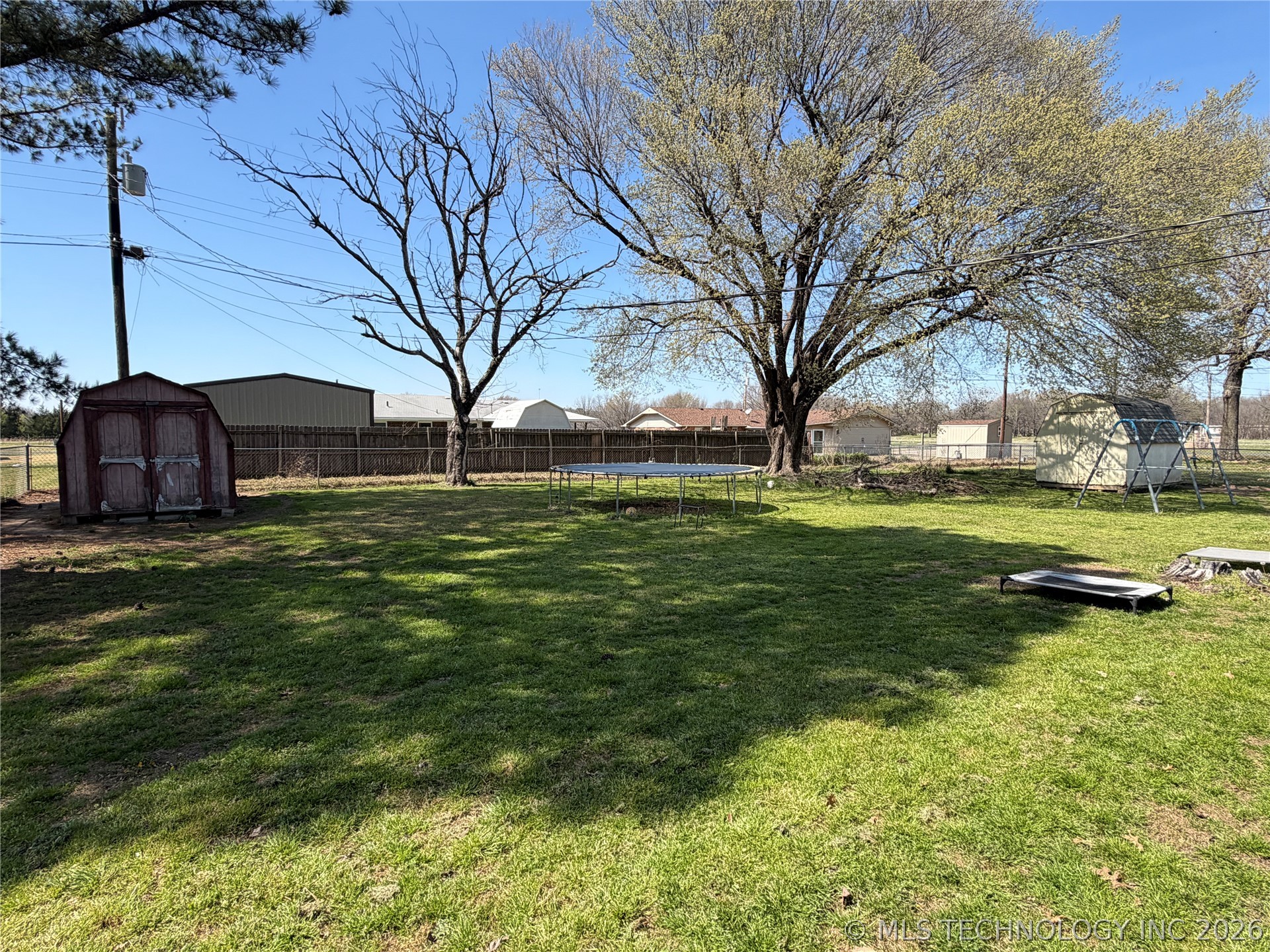 102 S Walnut Hartshorne OK 74547