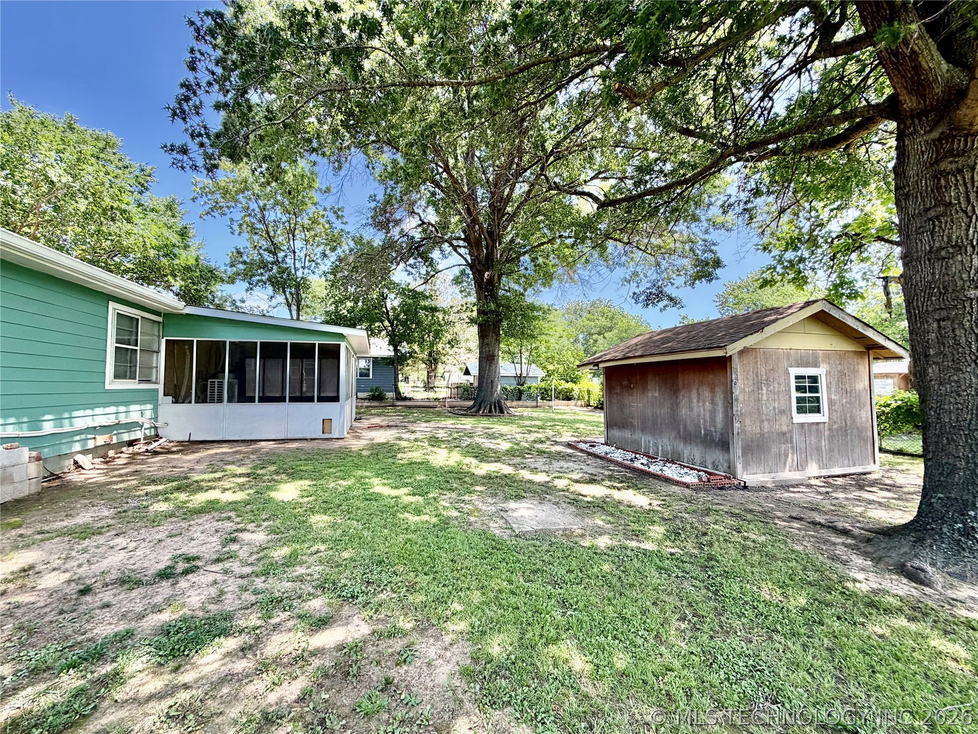 110 SE 5th Street Checotah OK 74426