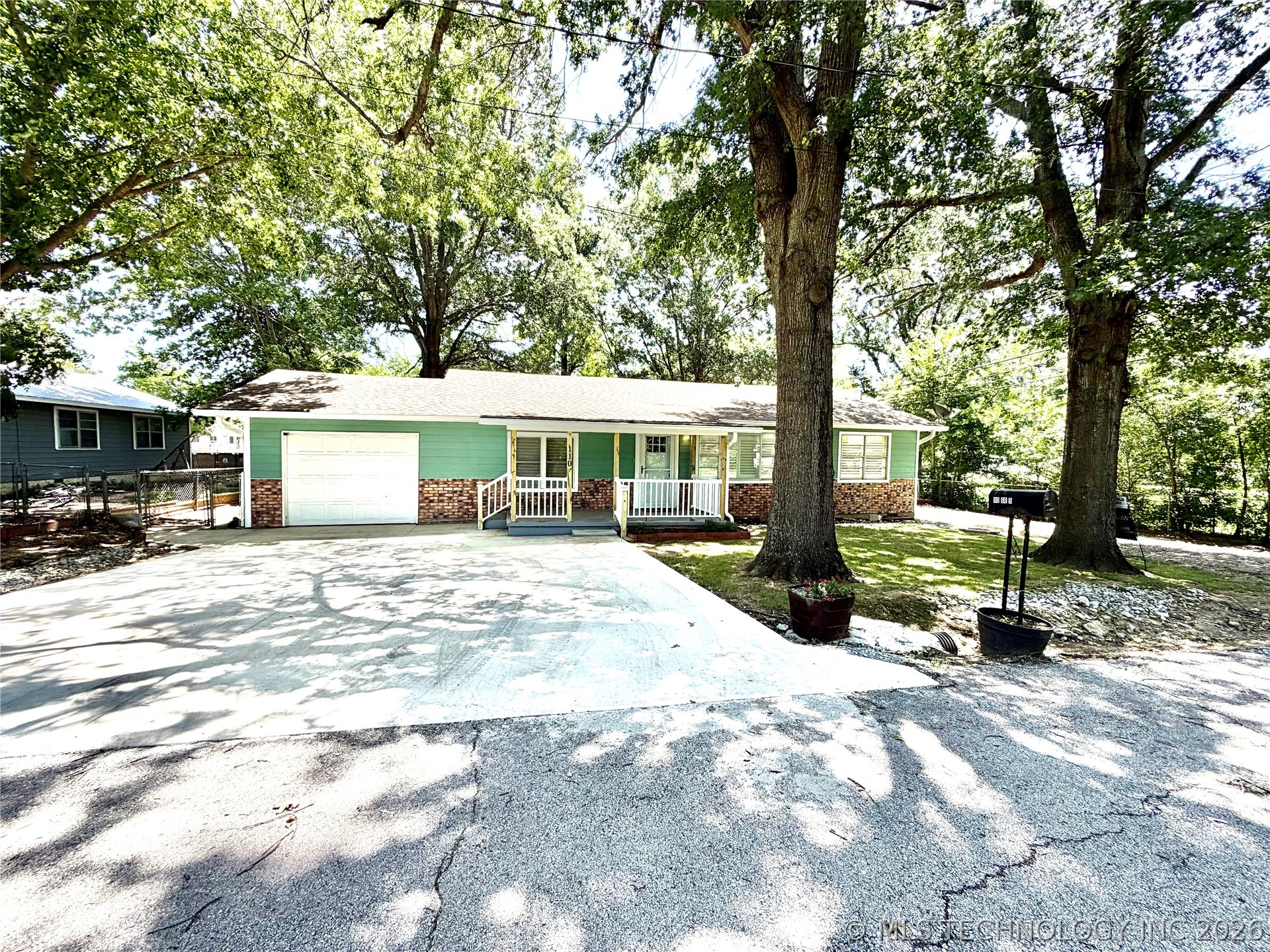 110 SE 5th Street Checotah OK 74426