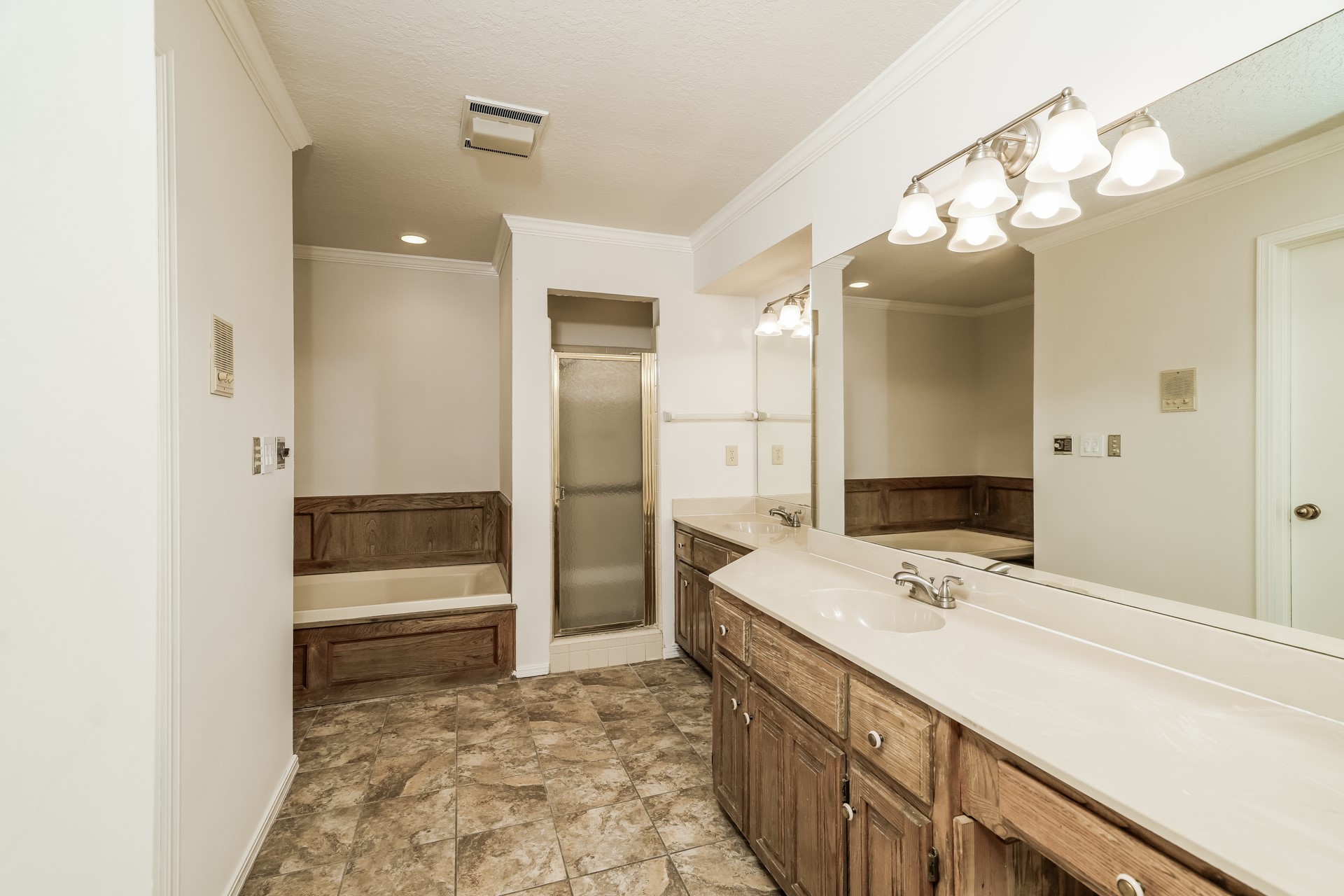 6605 E 65th Street Tulsa OK 74133