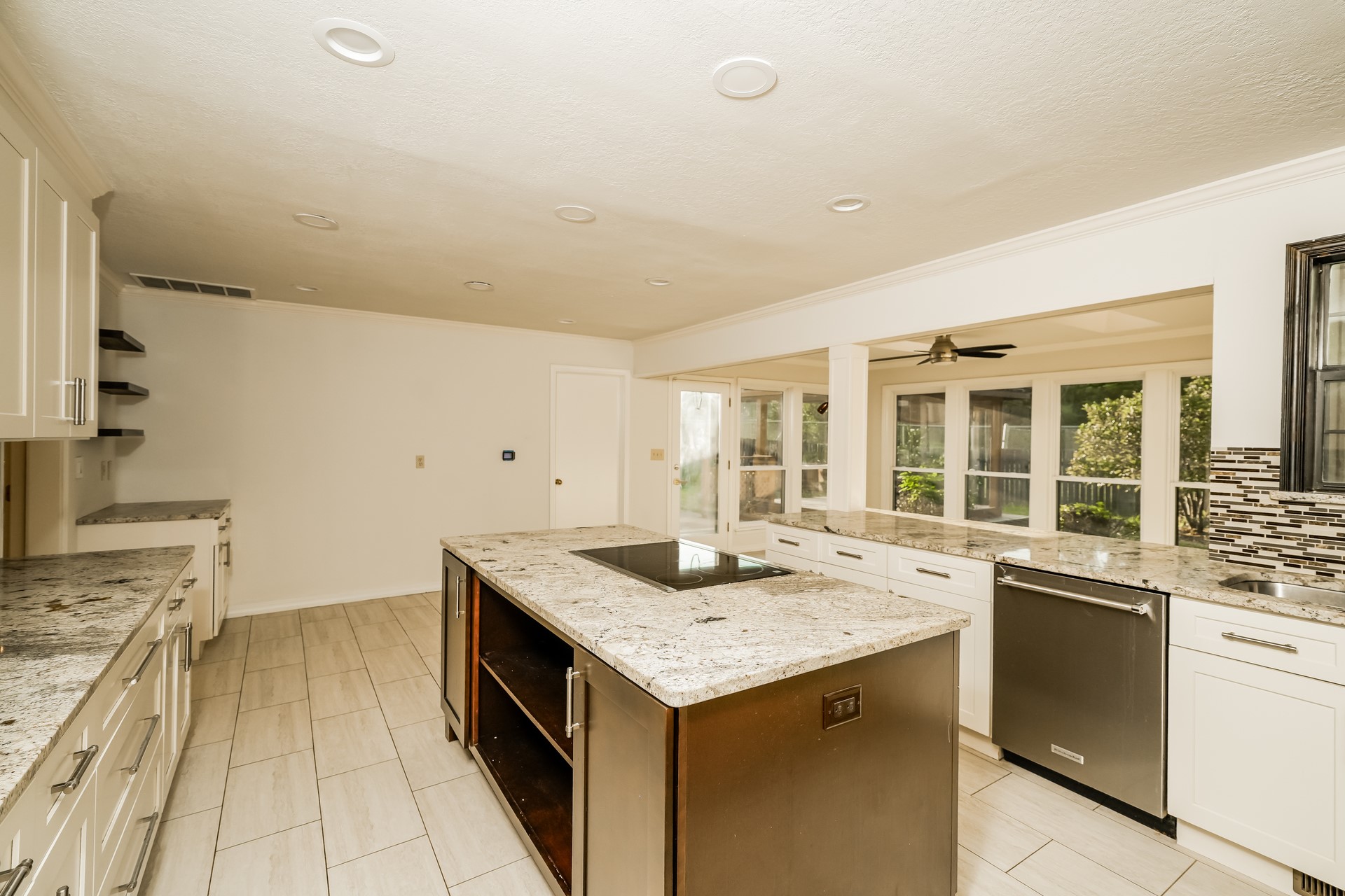 6605 E 65th Street Tulsa OK 74133