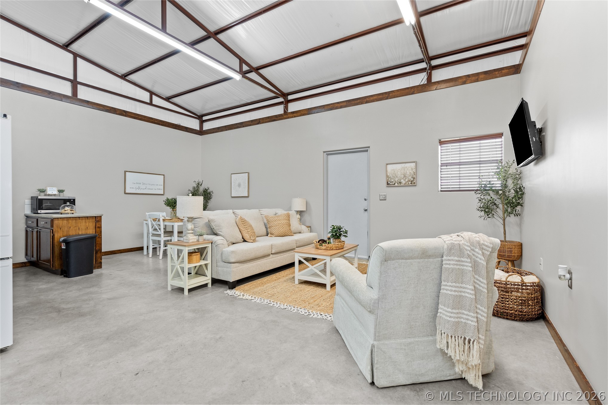 4480 Memorial Road Lone Grove OK 73443