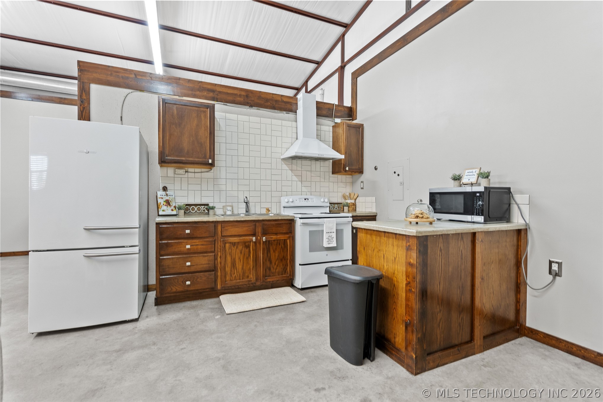 4480 Memorial Road Lone Grove OK 73443
