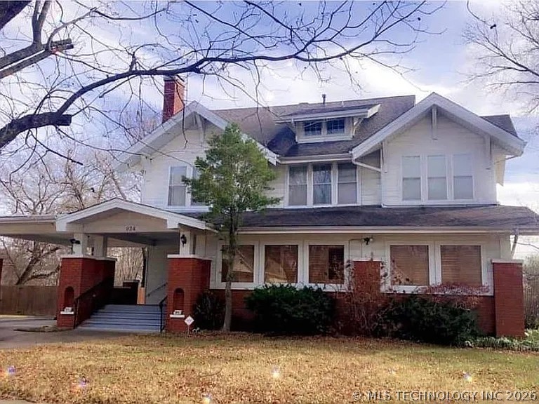 924 Vine Street Chelsea OK 74016