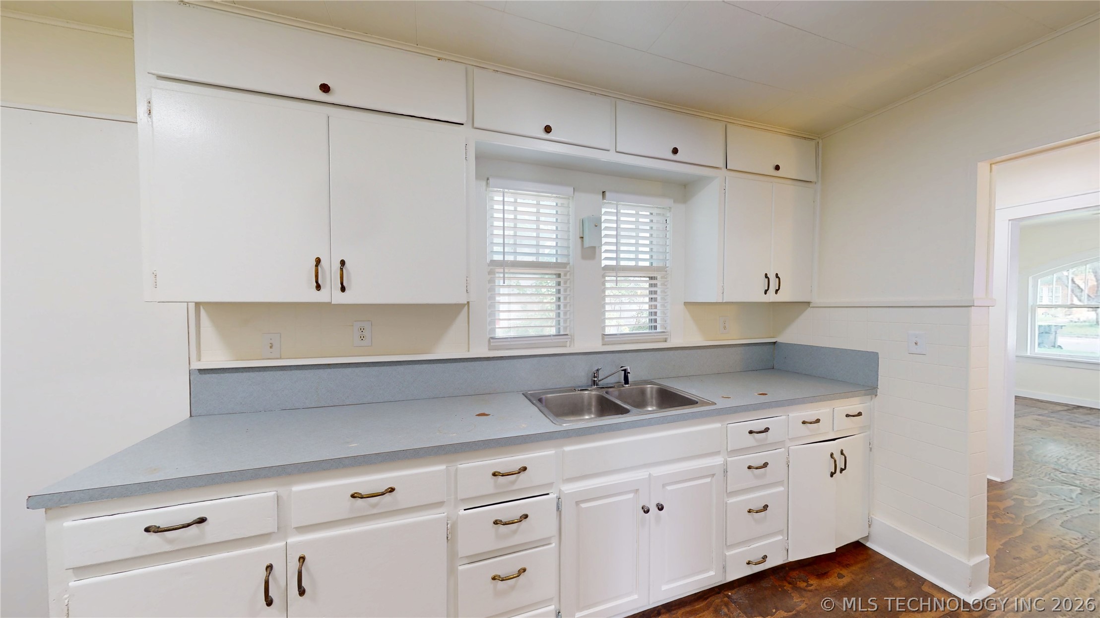 805 E 17th Street Ada OK 74820