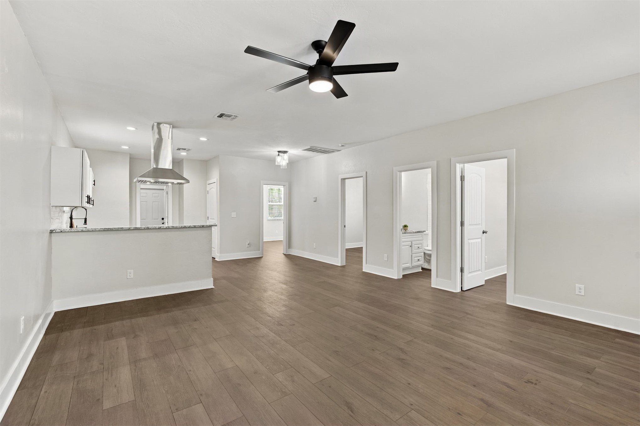 8944 E 3rd Place E Tulsa OK 74112