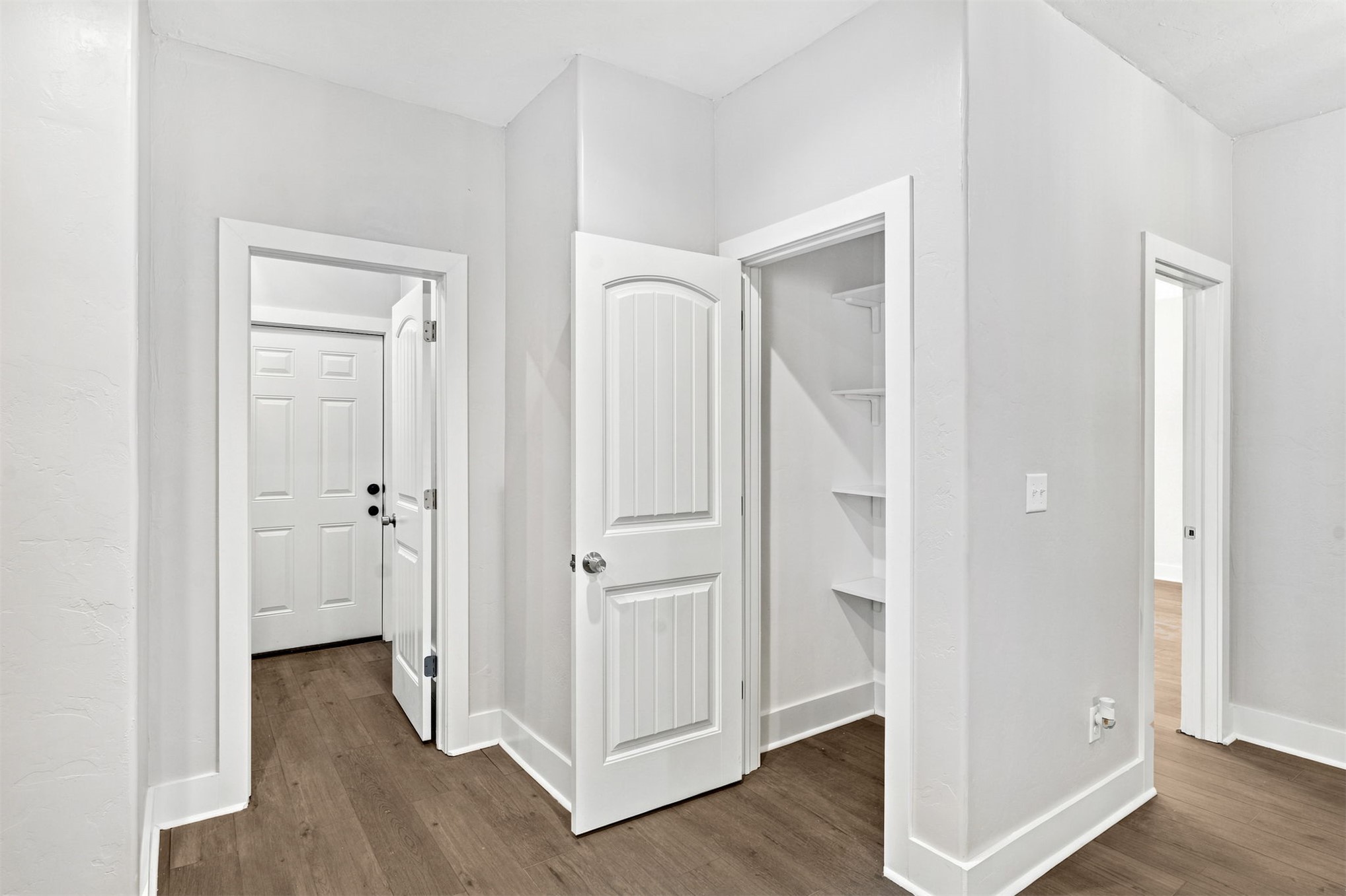 8944 E 3rd Place E Tulsa OK 74112