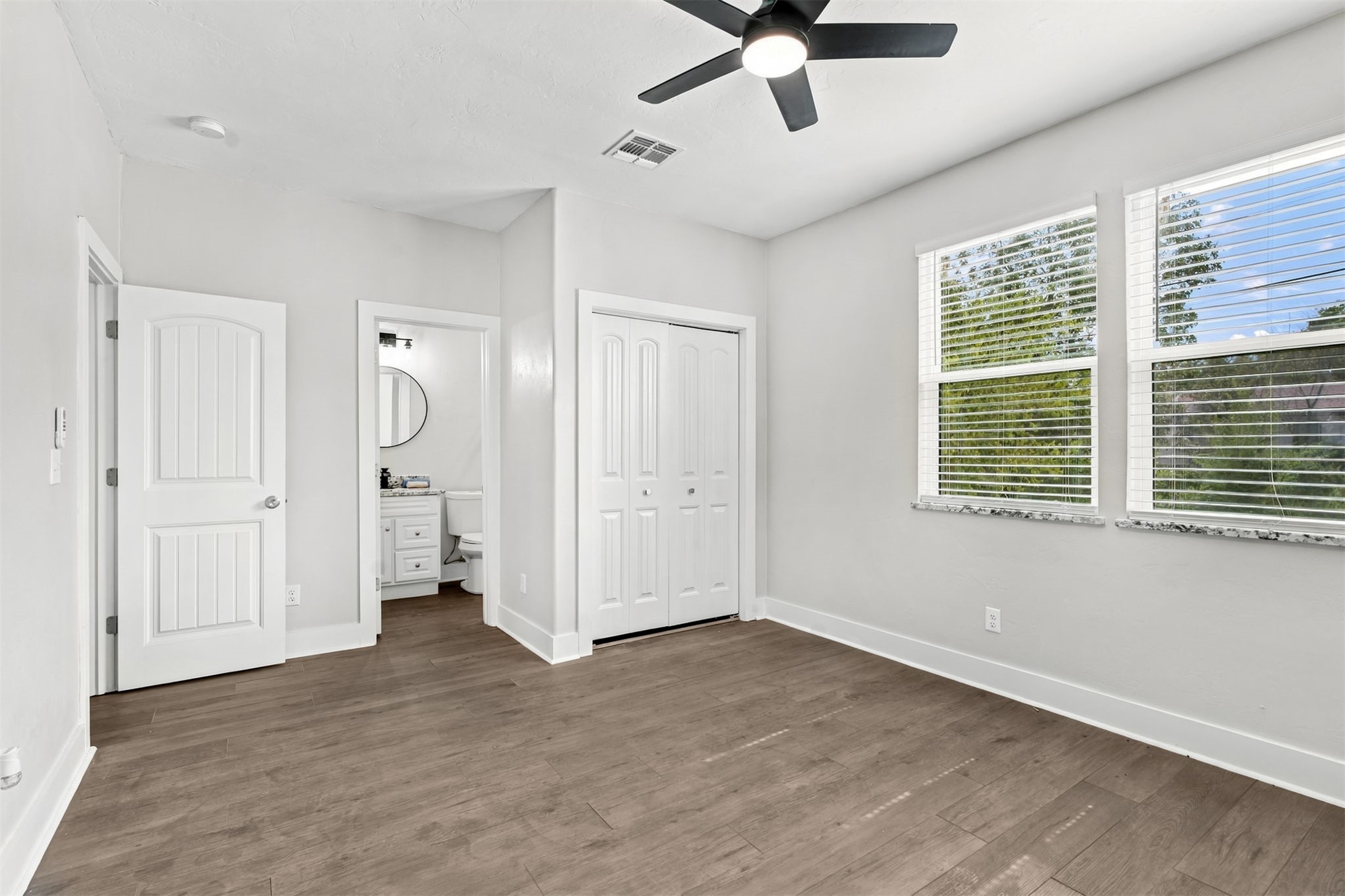 8944 E 3rd Place E Tulsa OK 74112