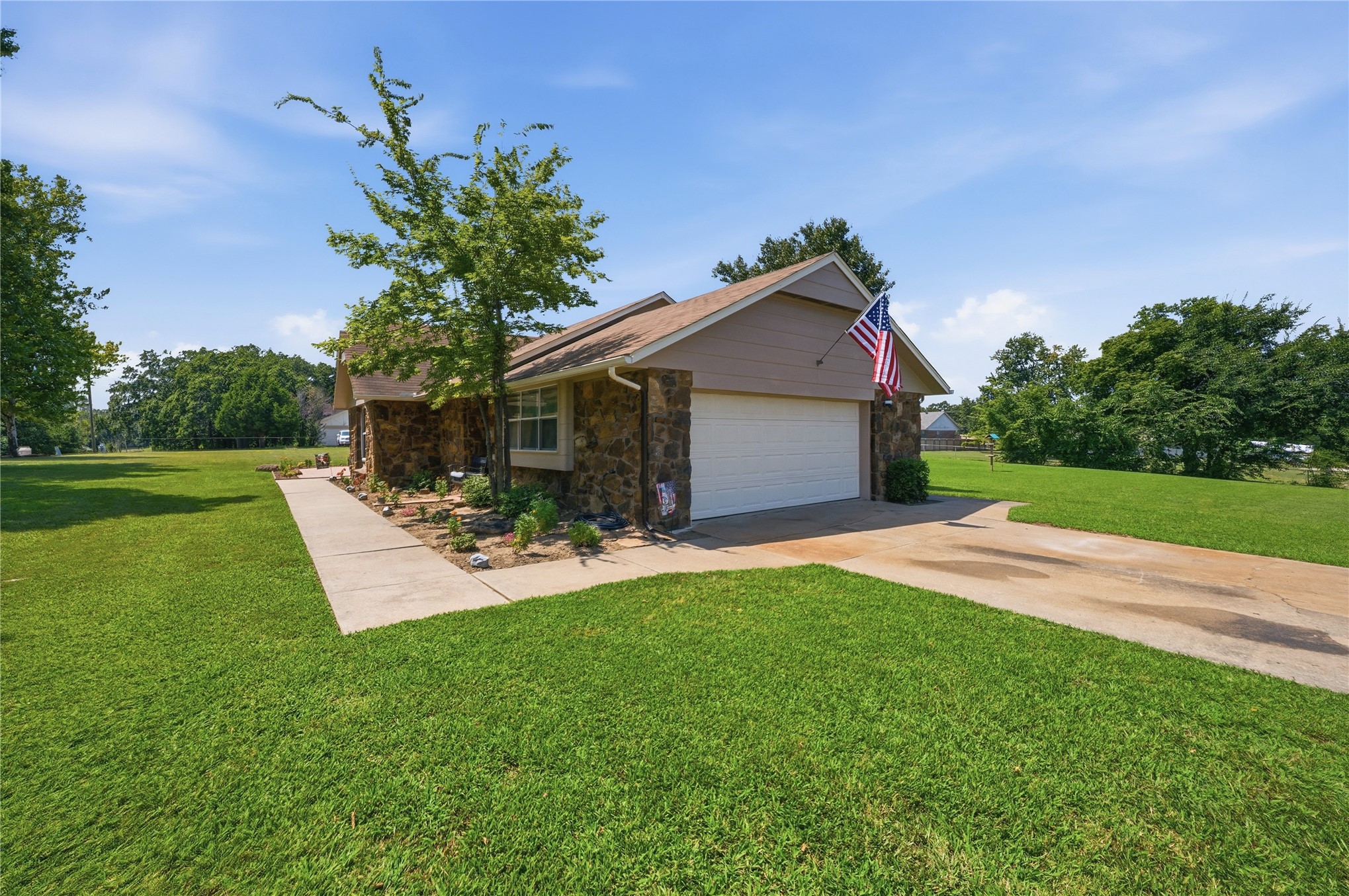 2326 N Surrey Lane Sapulpa OK 74066