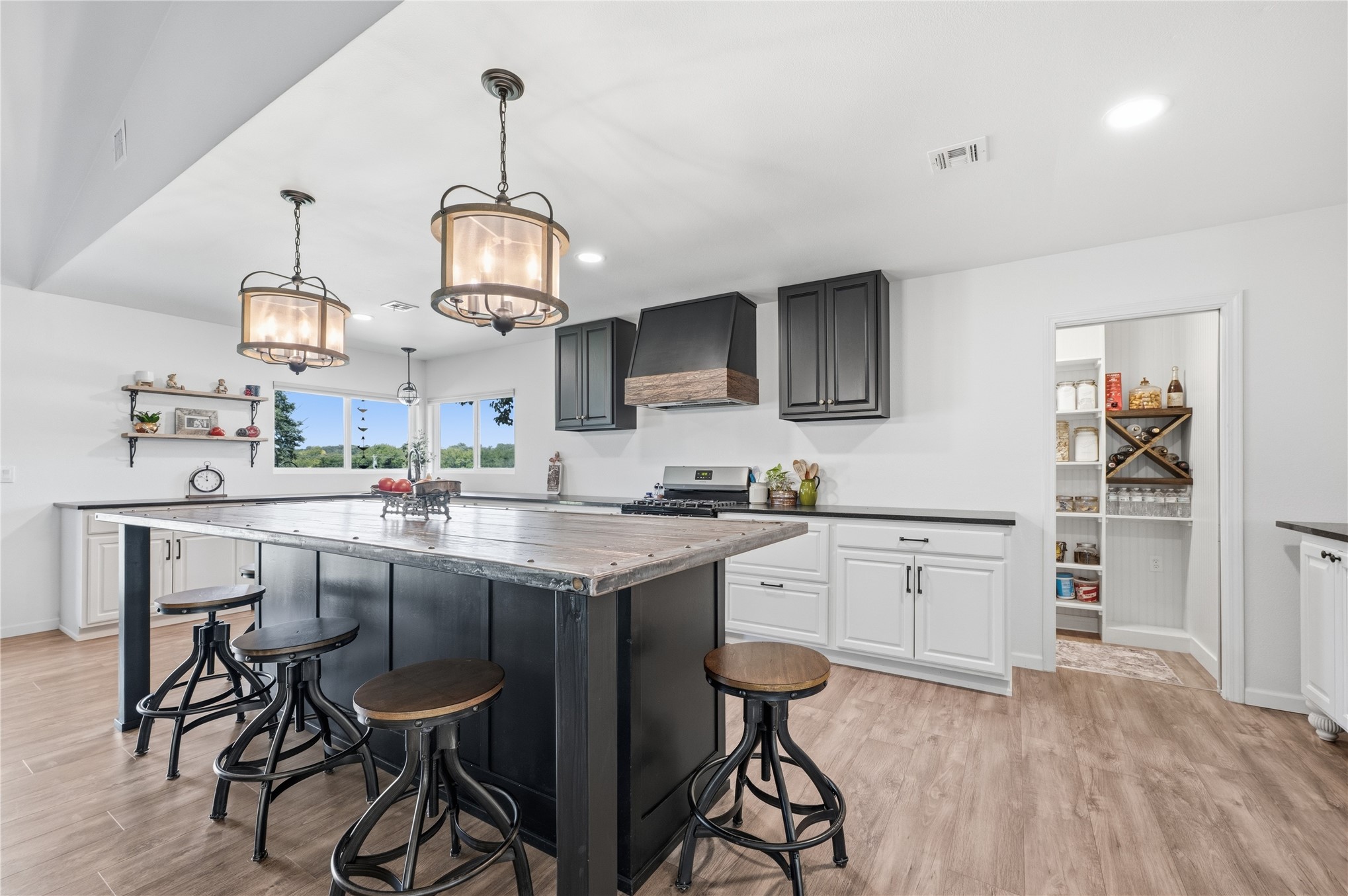 2326 N Surrey Lane Sapulpa OK 74066