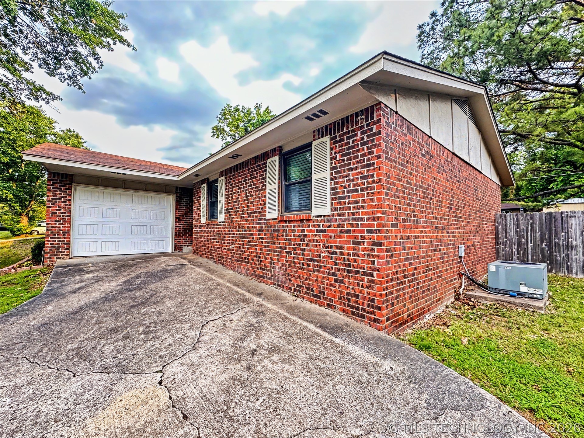 313 Dogwood Drive Tahlequah OK 74464