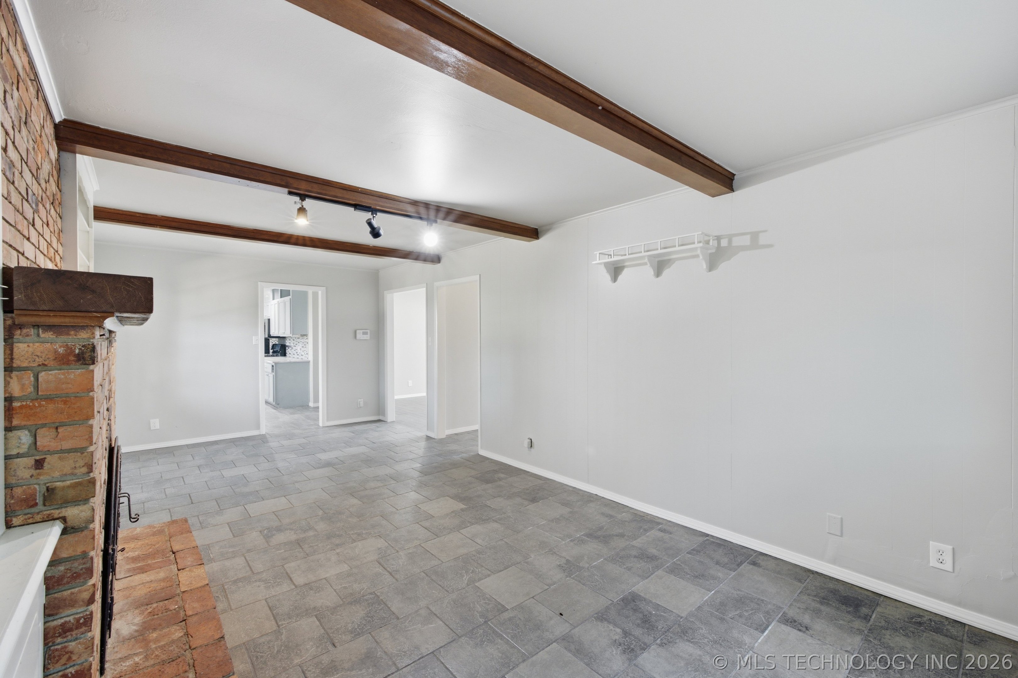 9447 E 40th Place Tulsa OK 74145