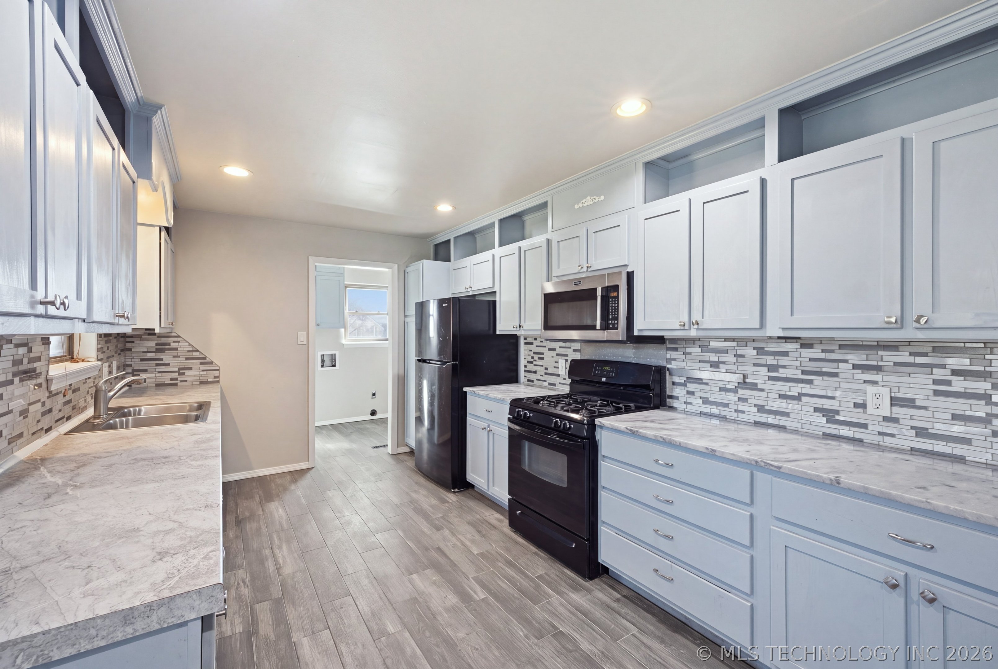 9447 E 40th Place Tulsa OK 74145