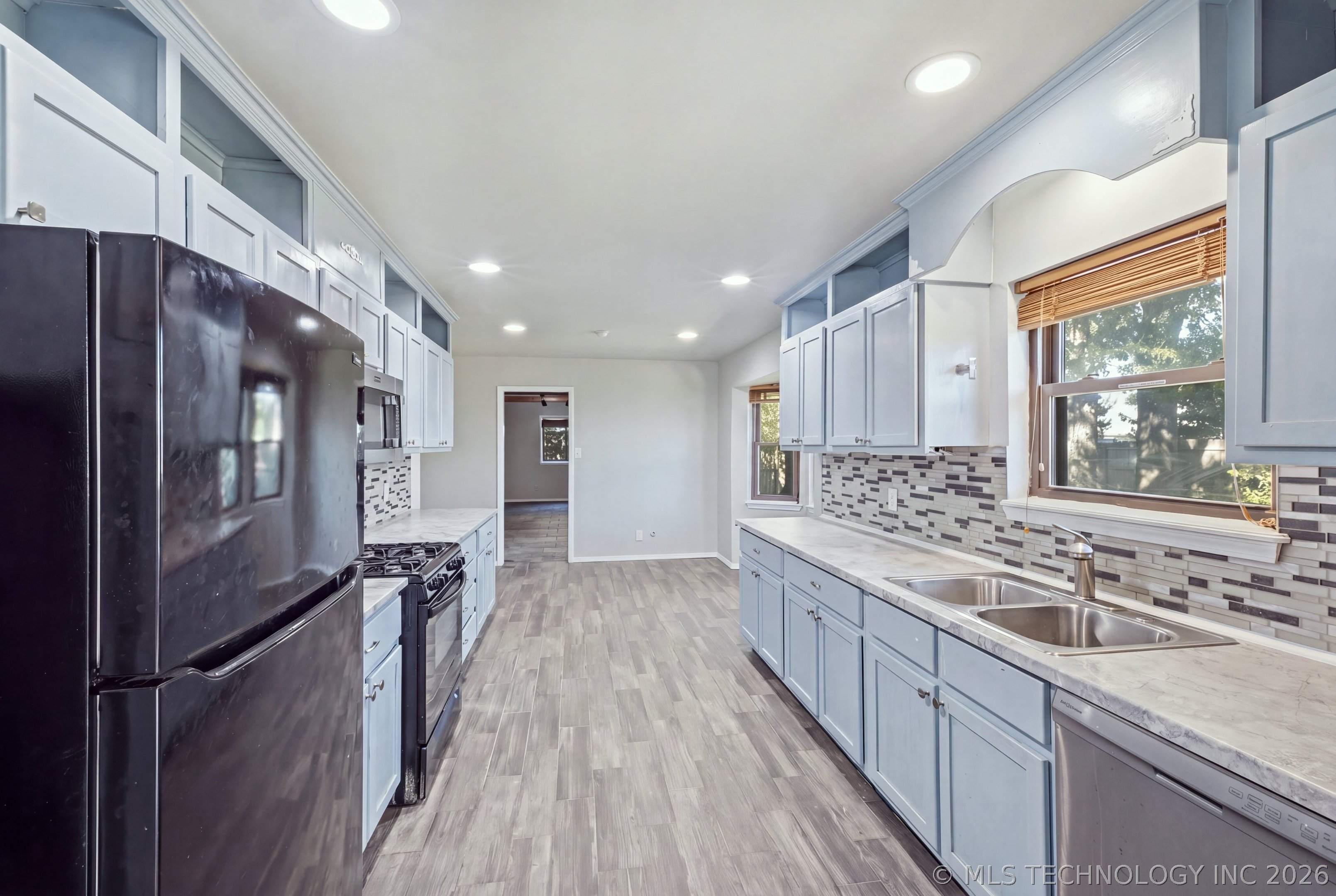 9447 E 40th Place Tulsa OK 74145