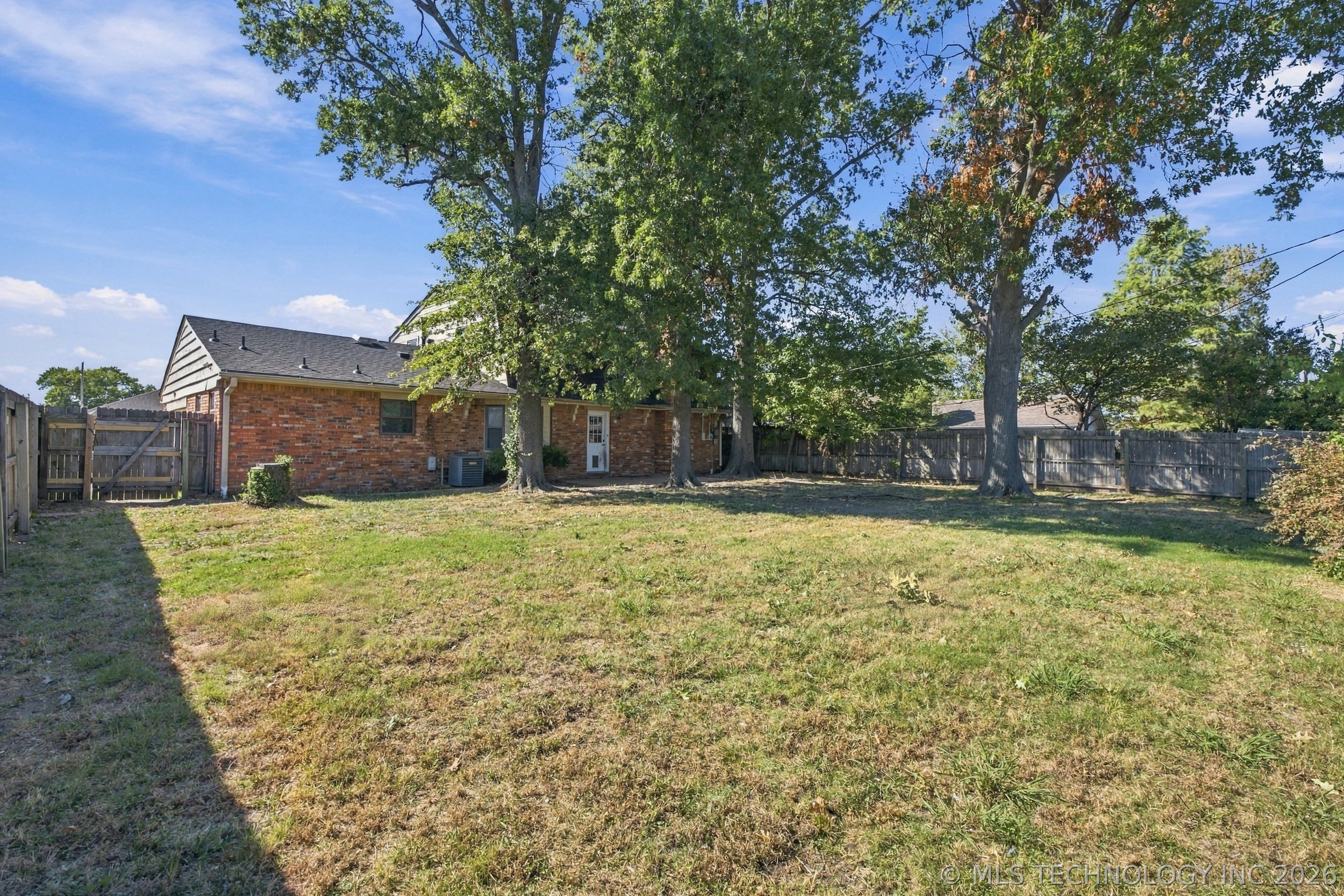 9447 E 40th Place Tulsa OK 74145