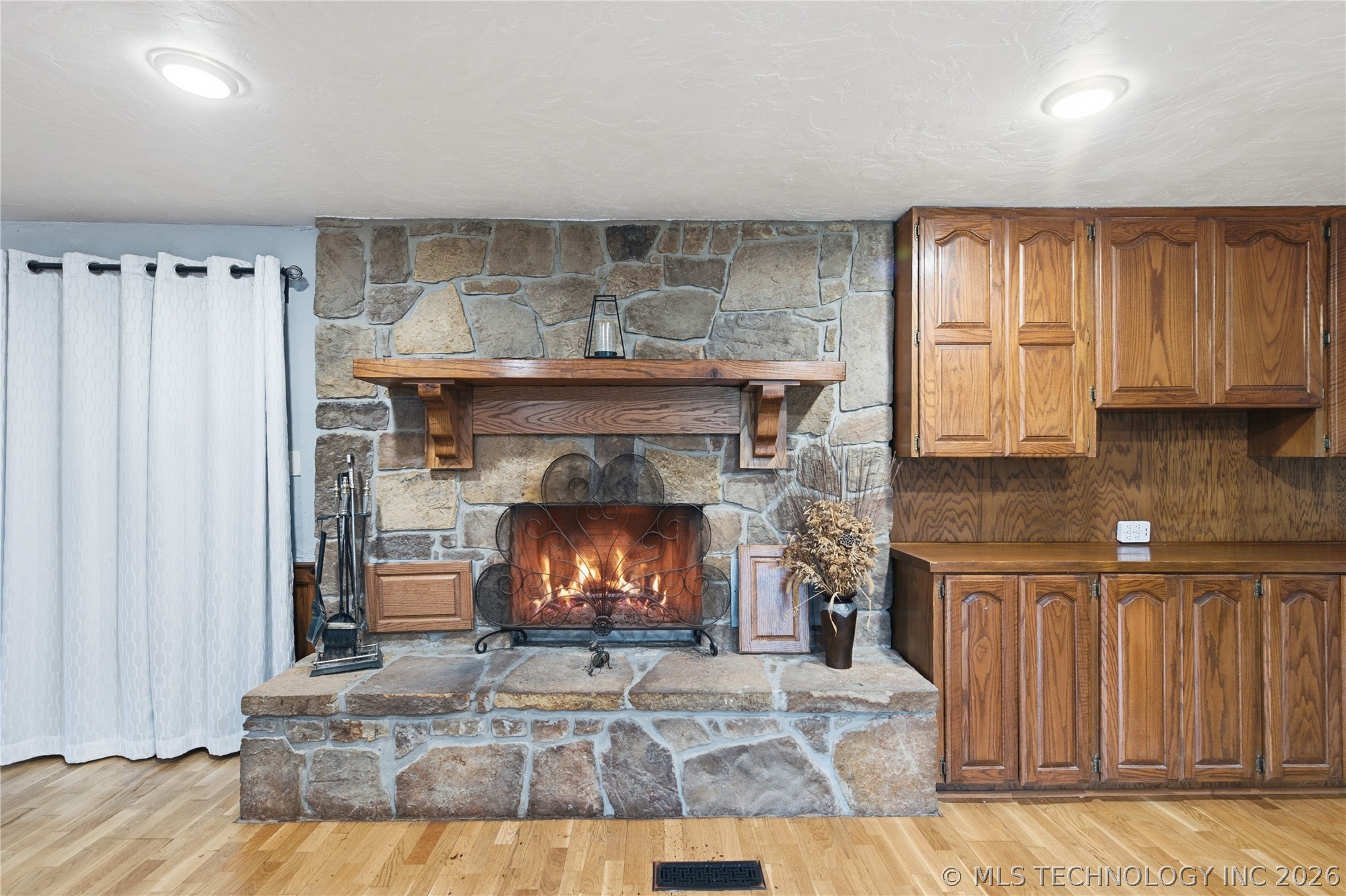 401 E Main Street Adair OK 74330