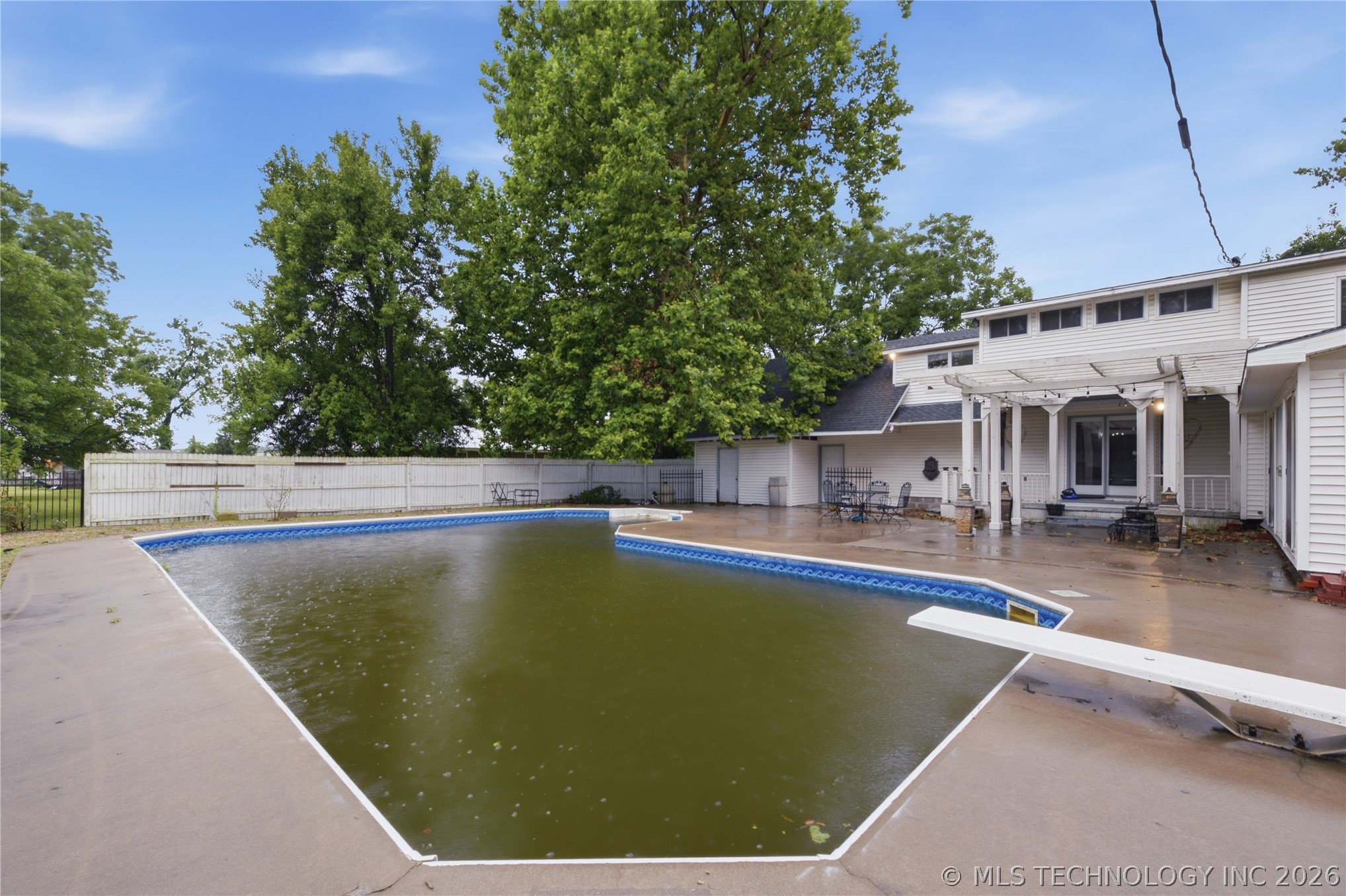 401 E Main Street Adair OK 74330