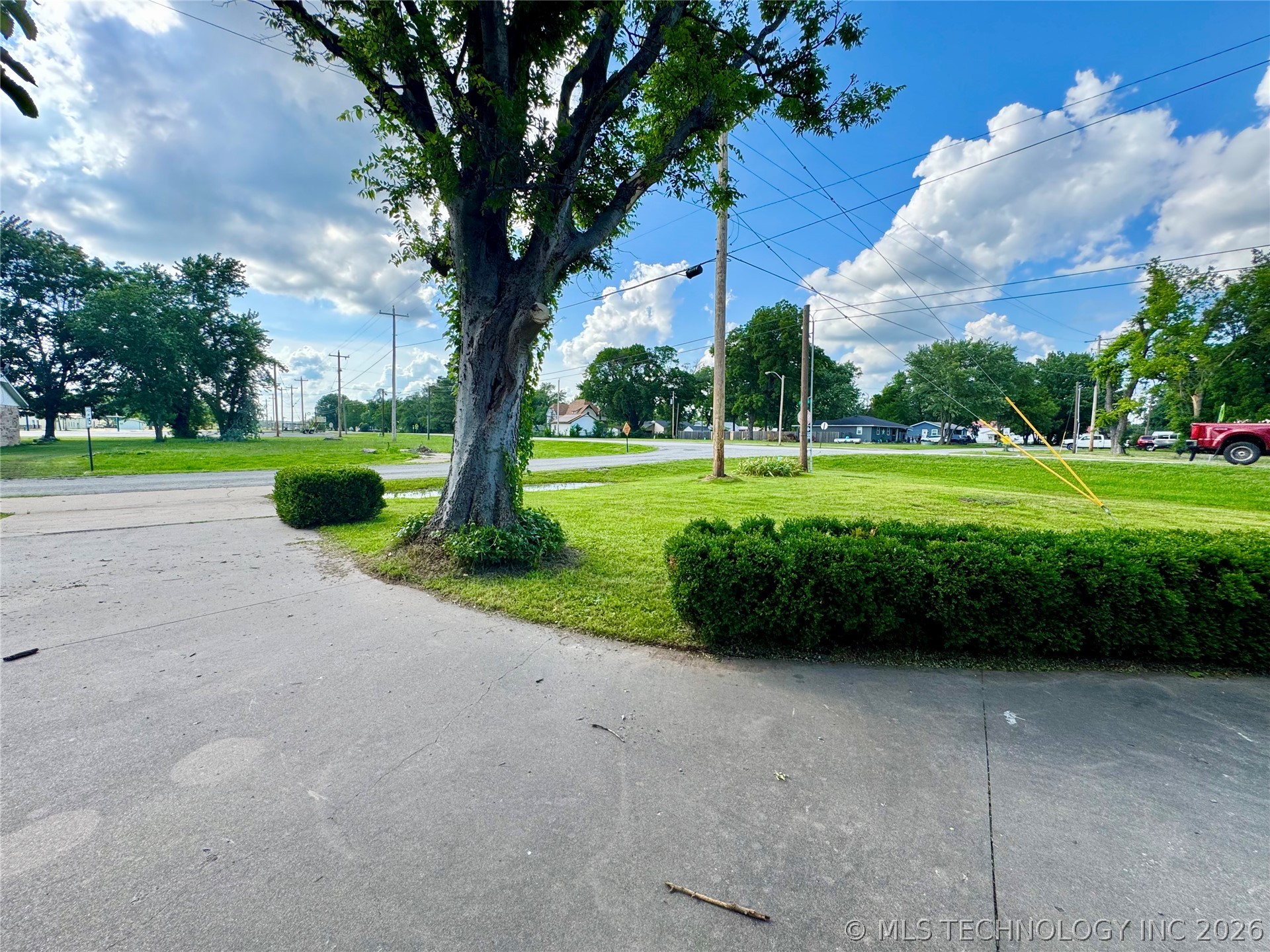 401 E Main Street Adair OK 74330