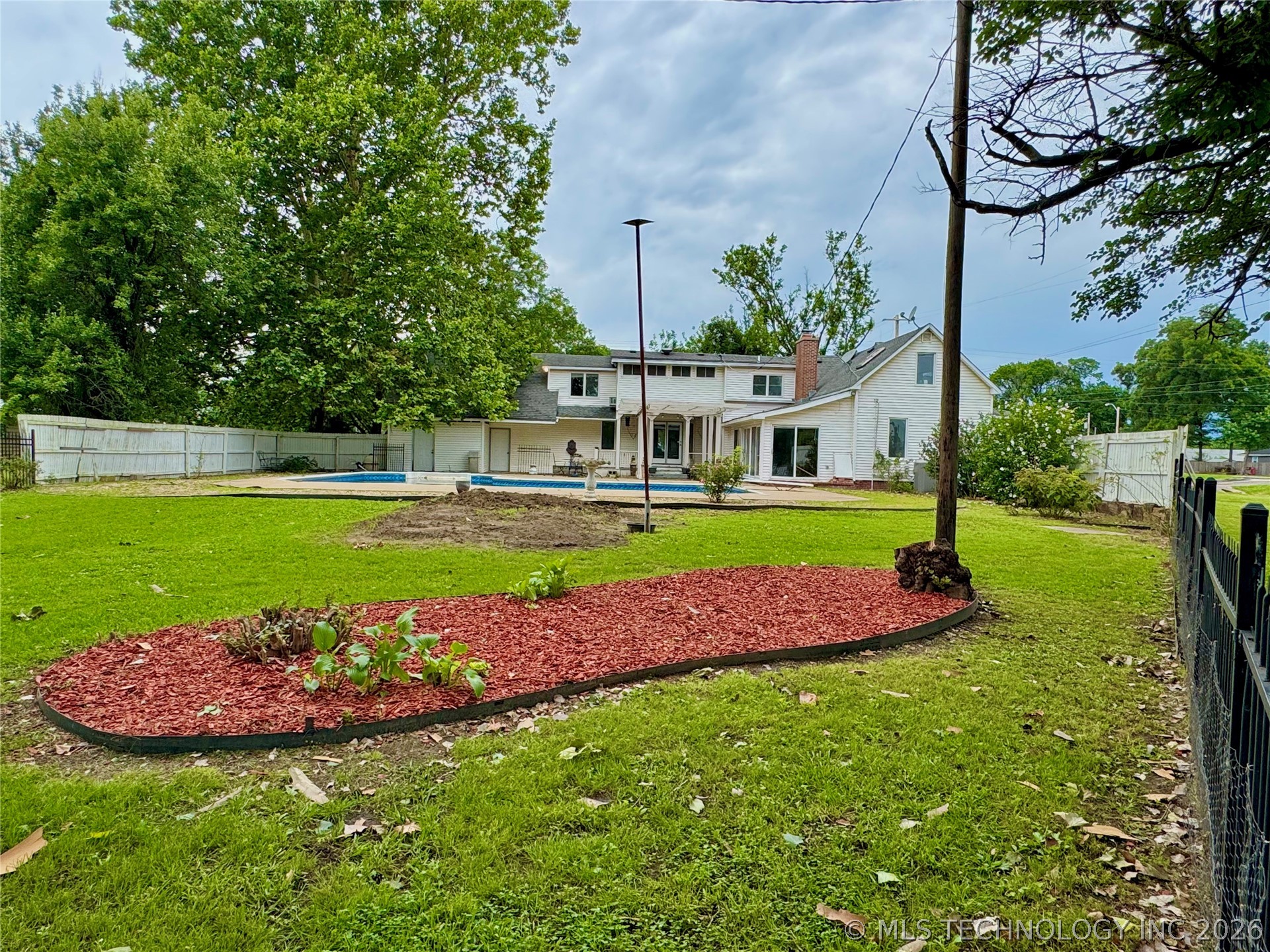 401 E Main Street Adair OK 74330