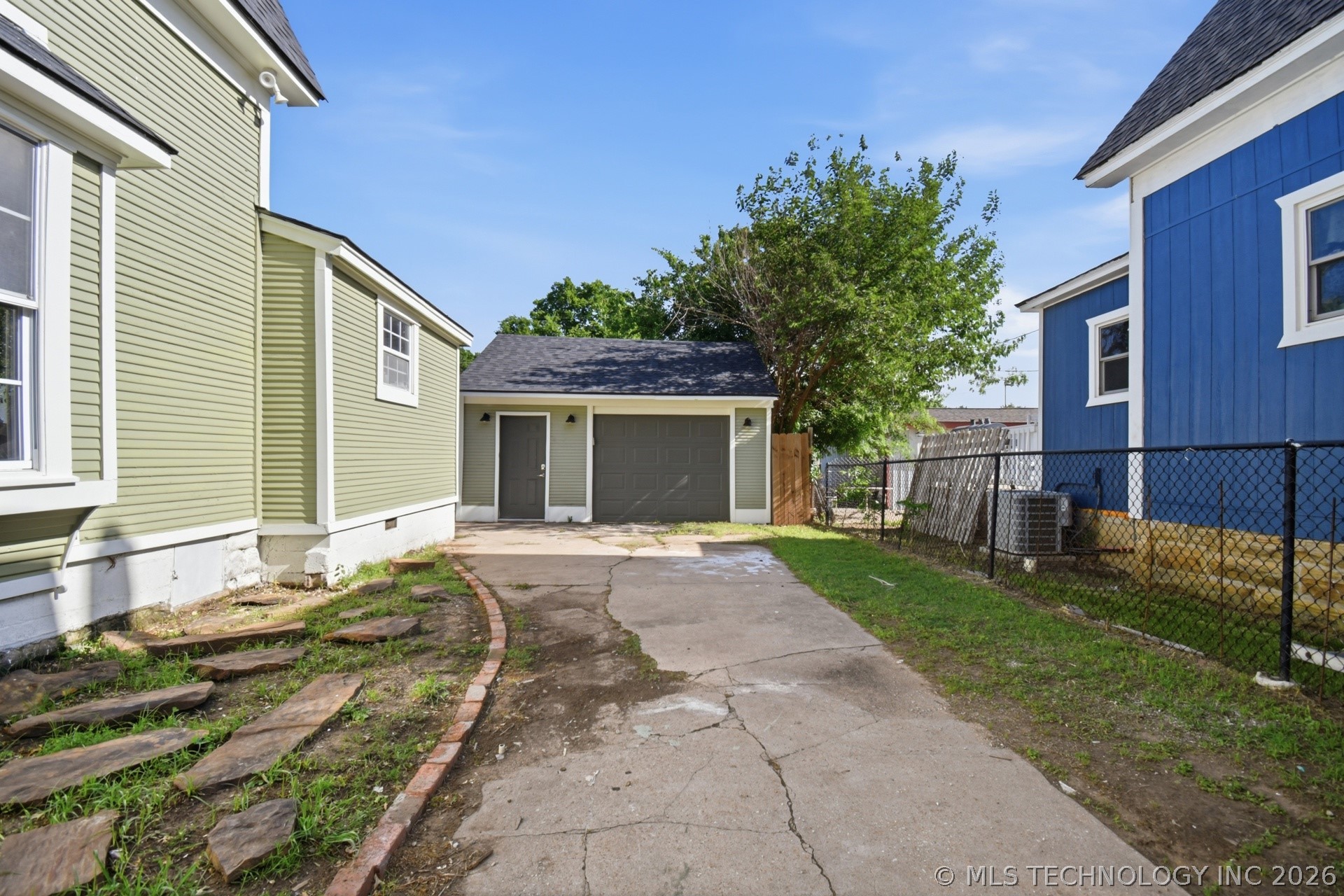 1141 E Hobson Avenue Sapulpa OK 74066