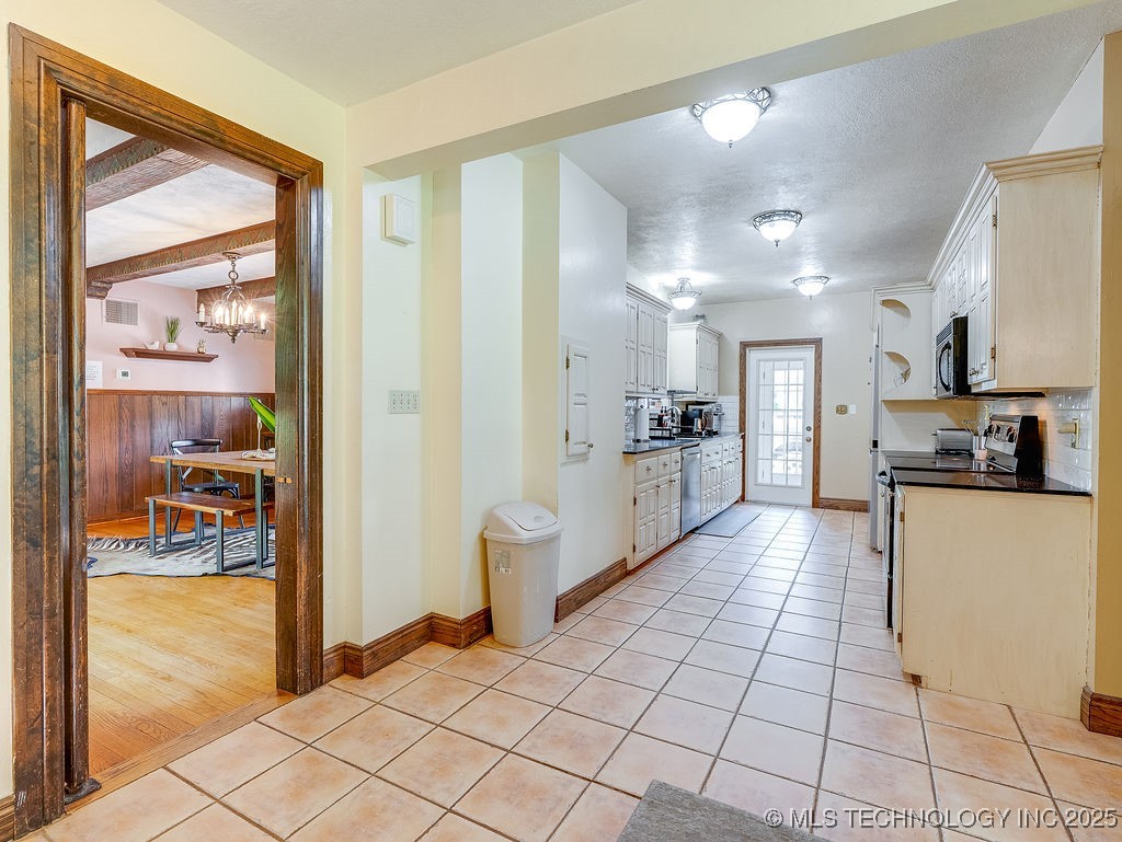 500 W Kings Ada OK 74820