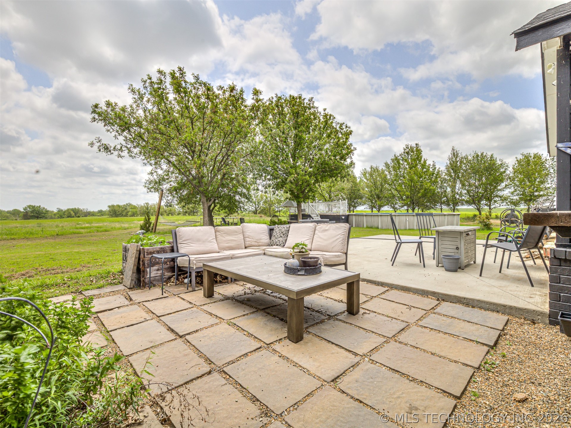 17607 N Louisville Avenue Skiatook OK 74070