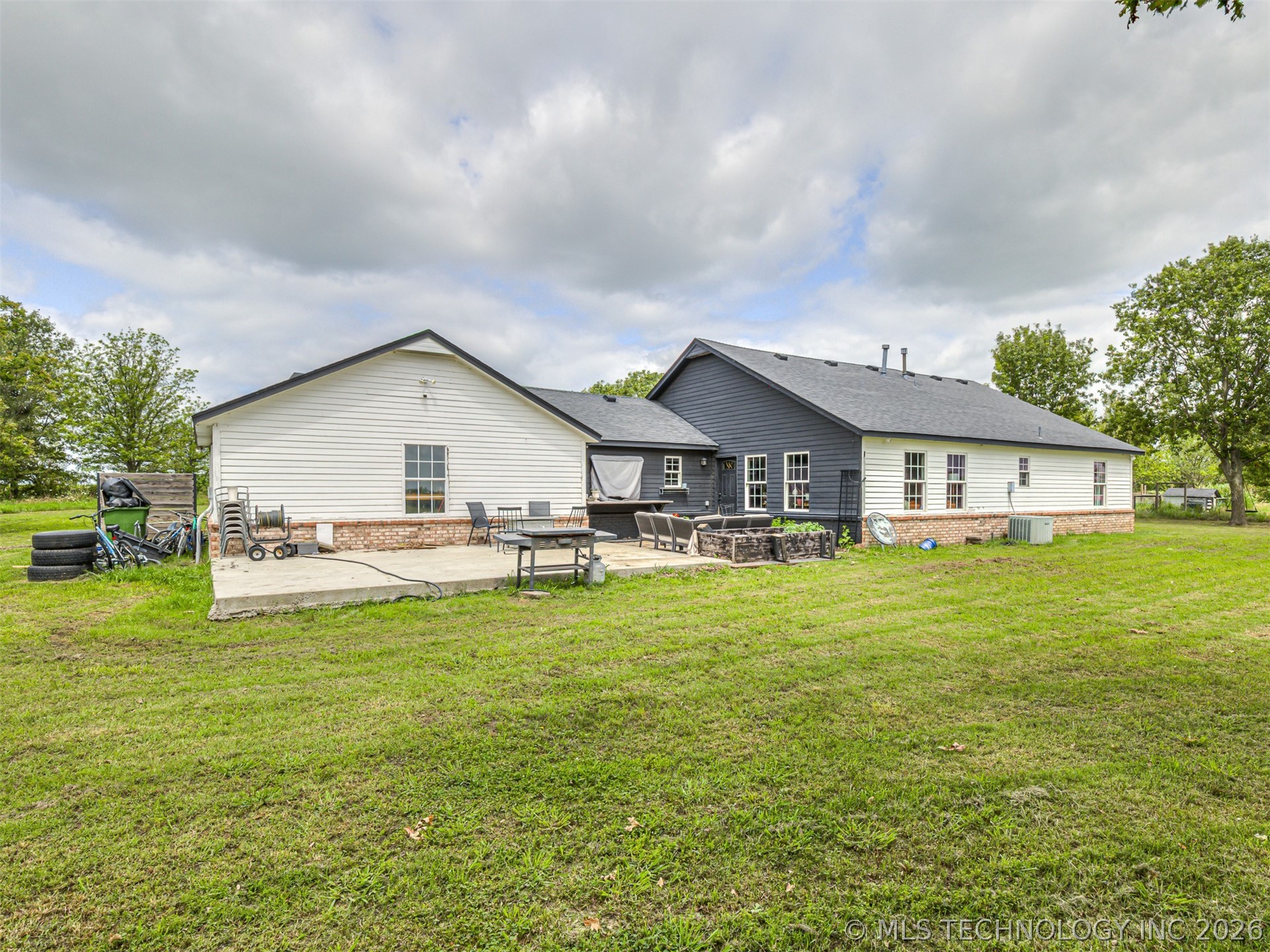 17607 N Louisville Avenue Skiatook OK 74070