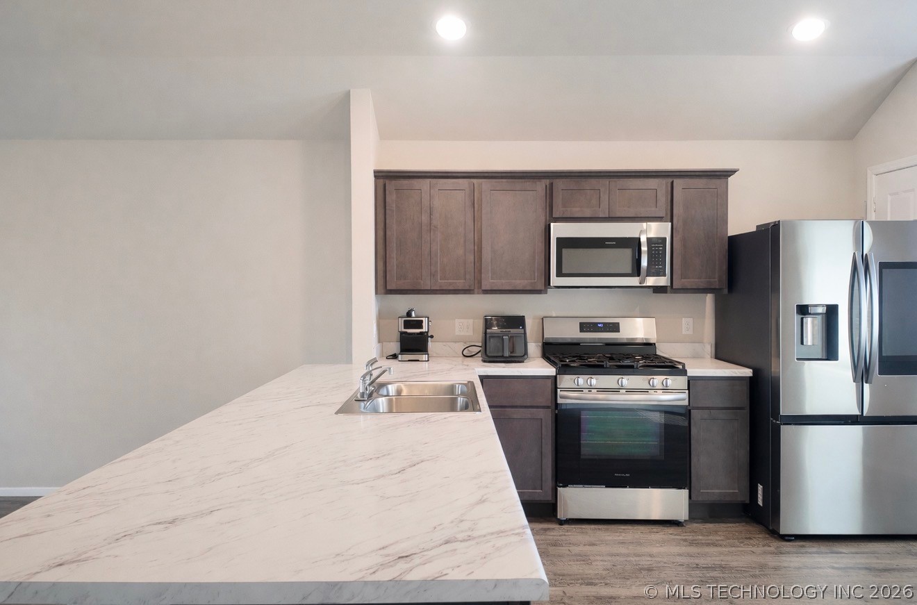 11446 S 233rd East Eastavenue Broken Arrow OK 74014