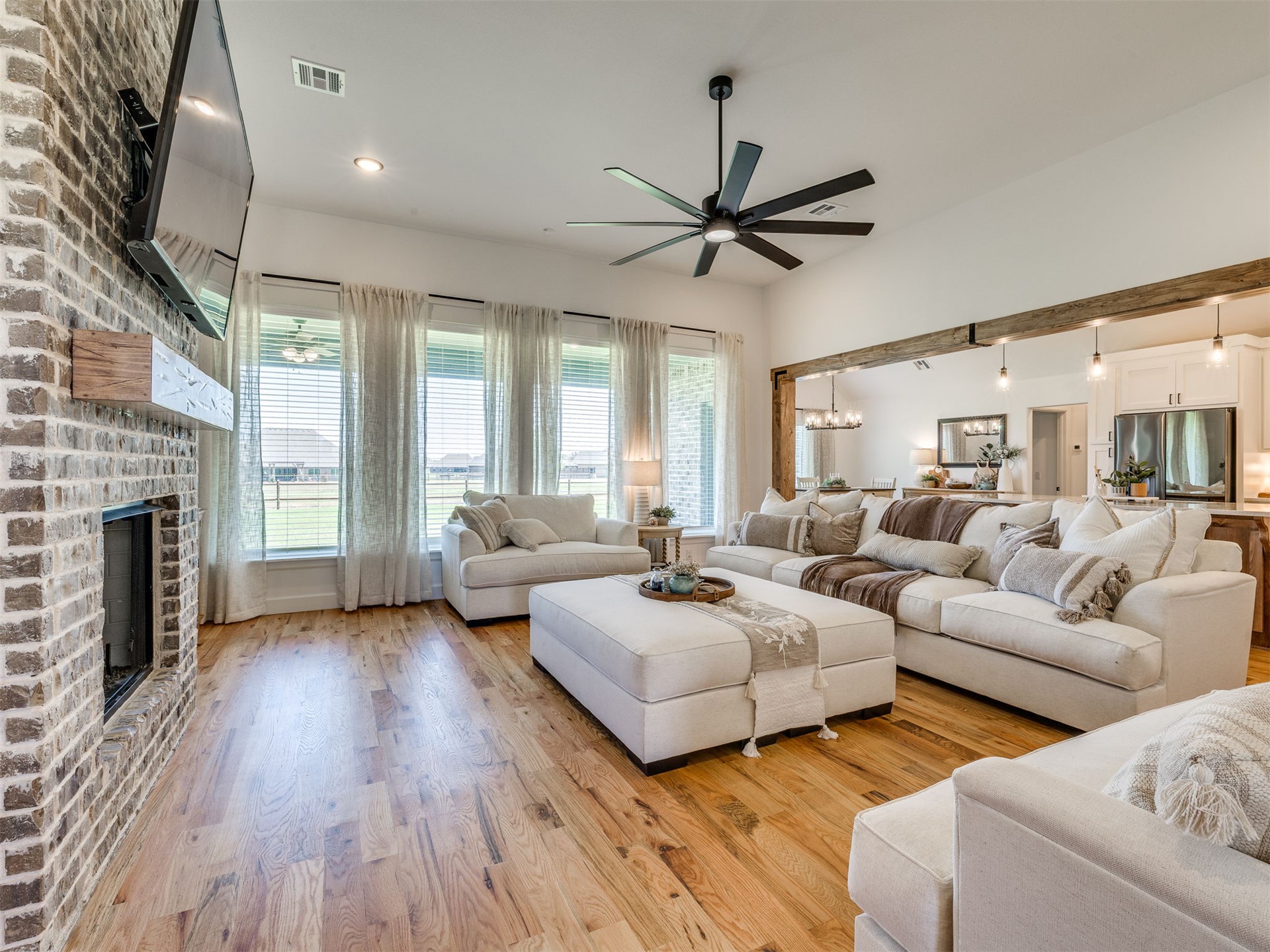 14201 N 58th East Avenue Collinsville OK 74021