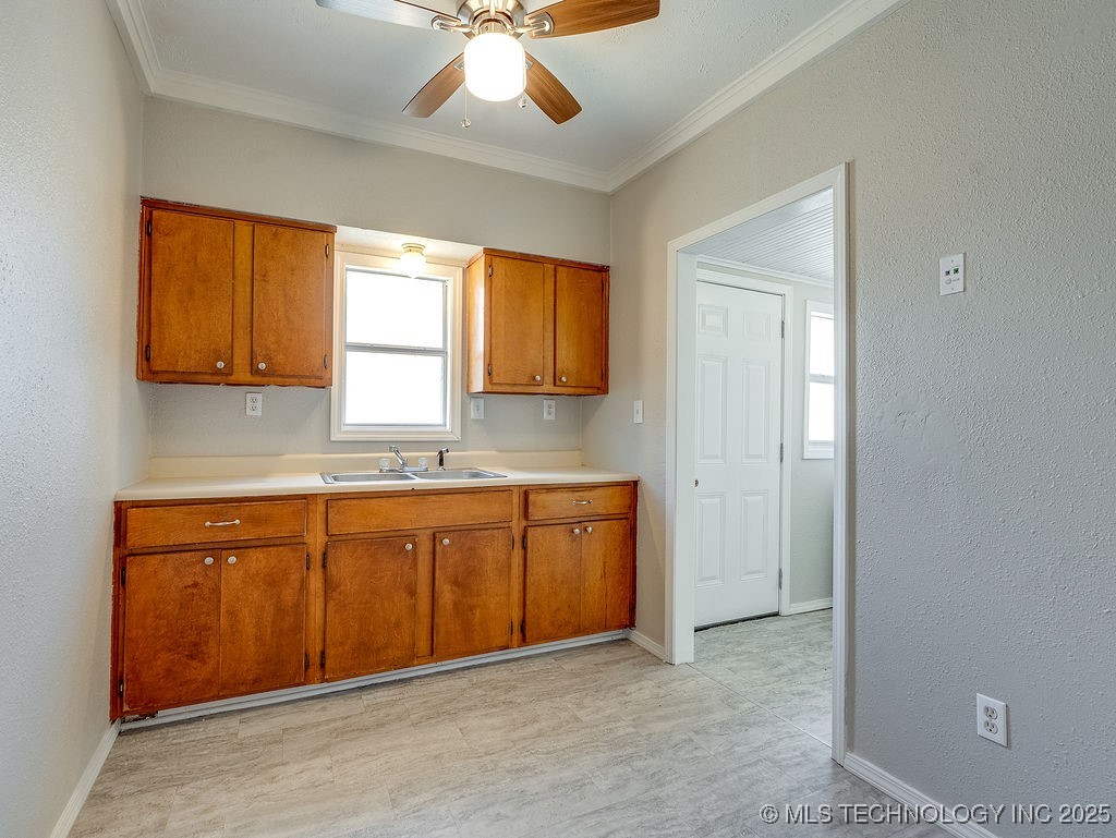 711 W 8th Ada OK 74820