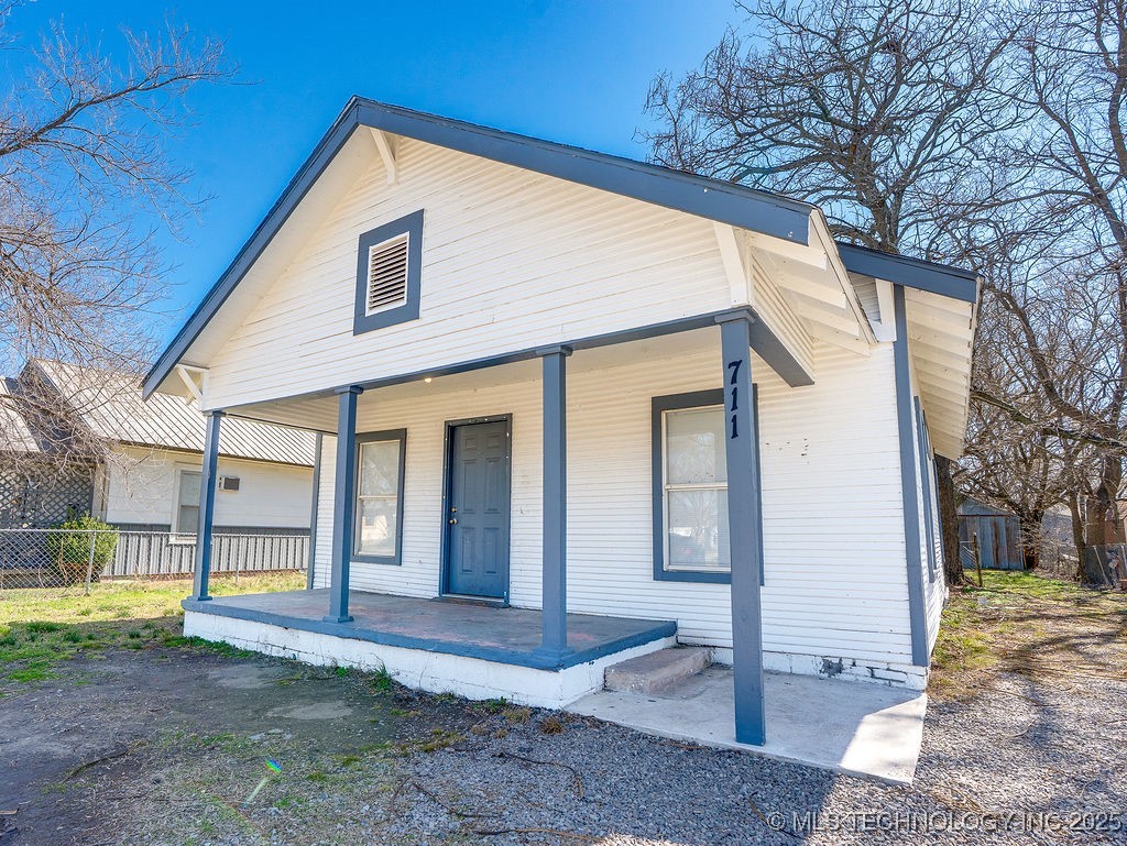 711 W 8th Ada OK 74820