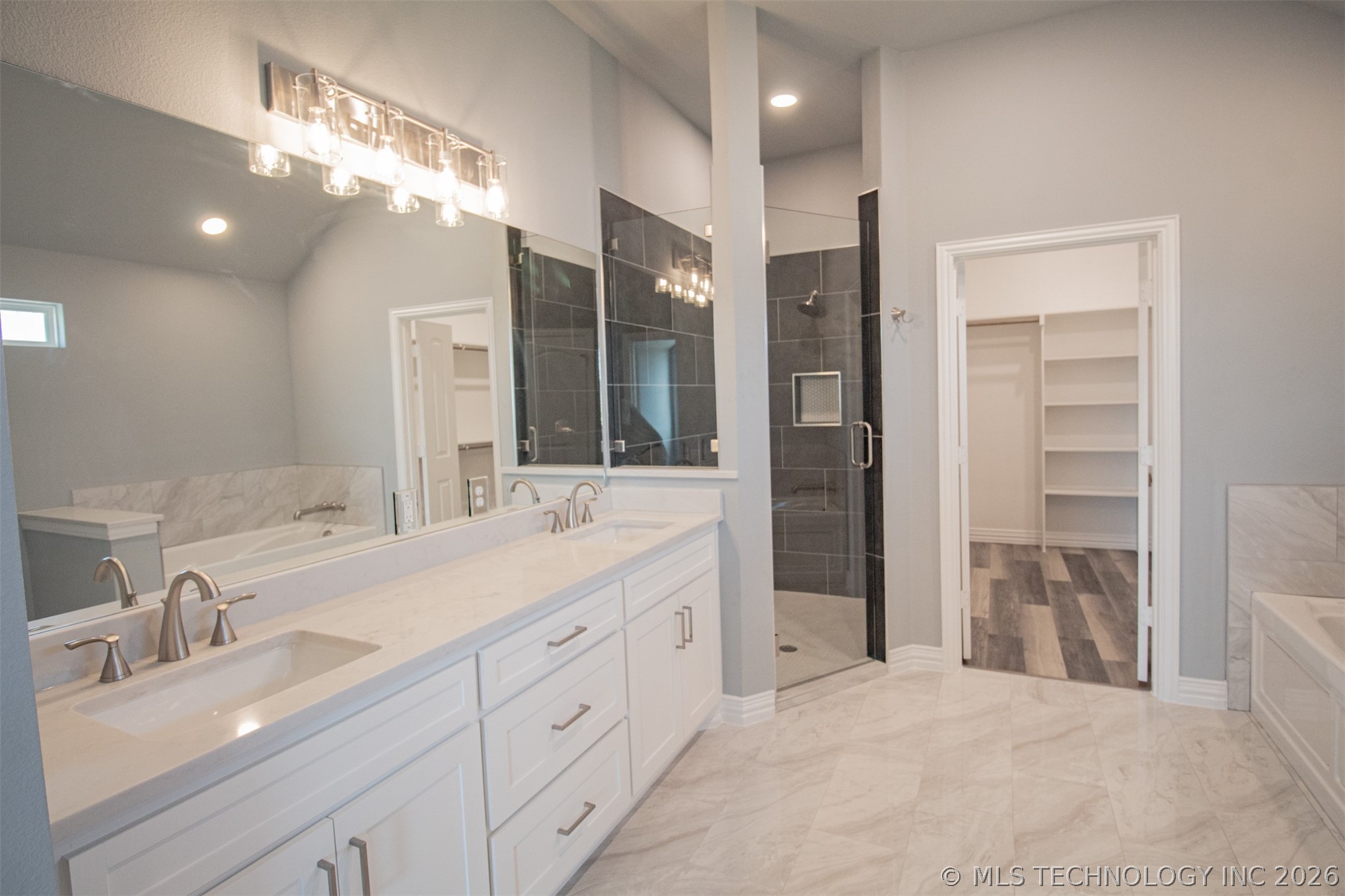 183 Rancho Sol Durant OK 74701