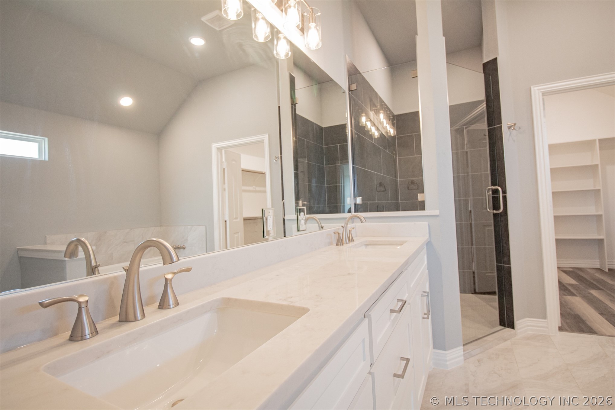 183 Rancho Sol Durant OK 74701