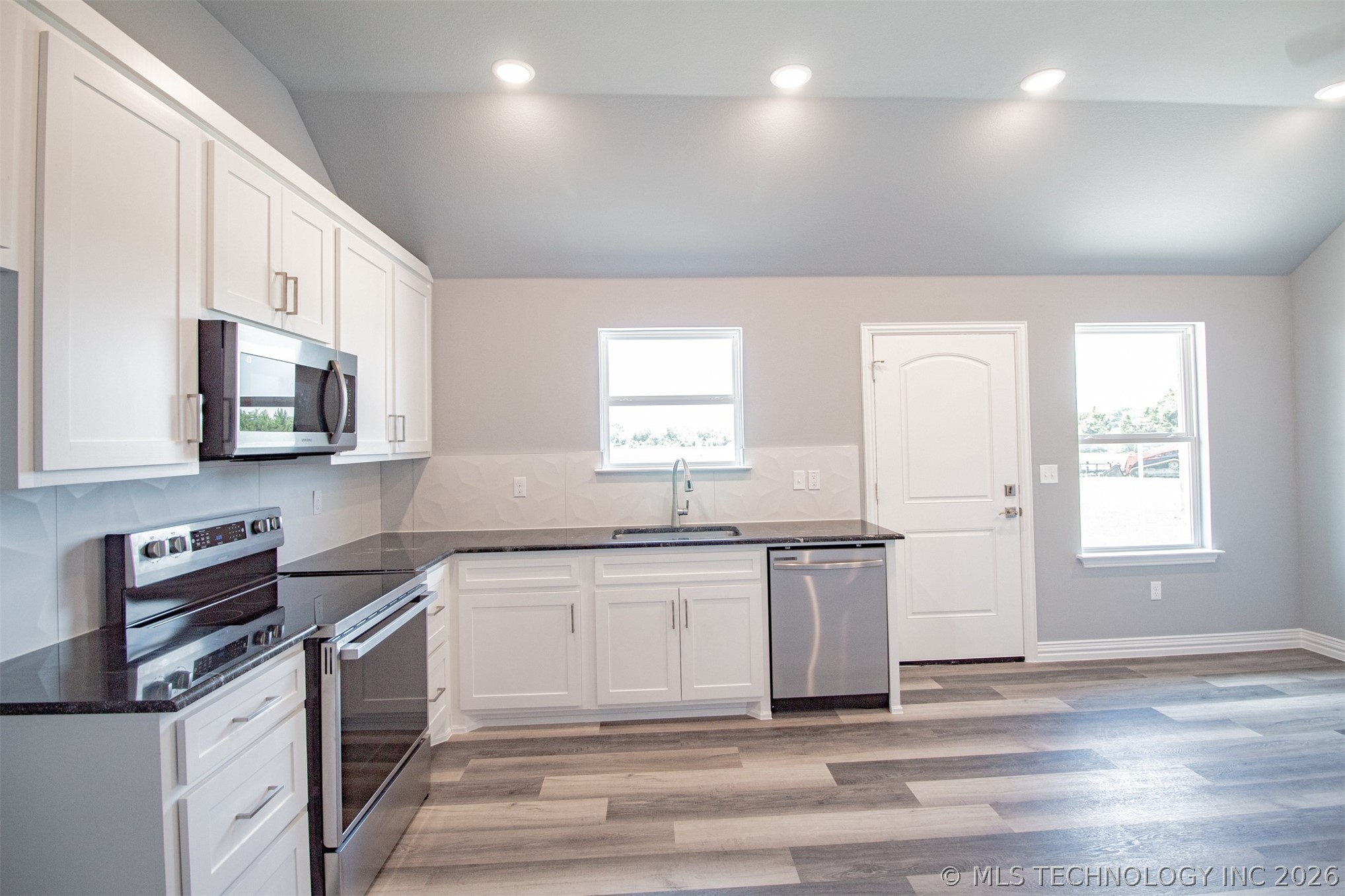 183 Rancho Sol Durant OK 74701