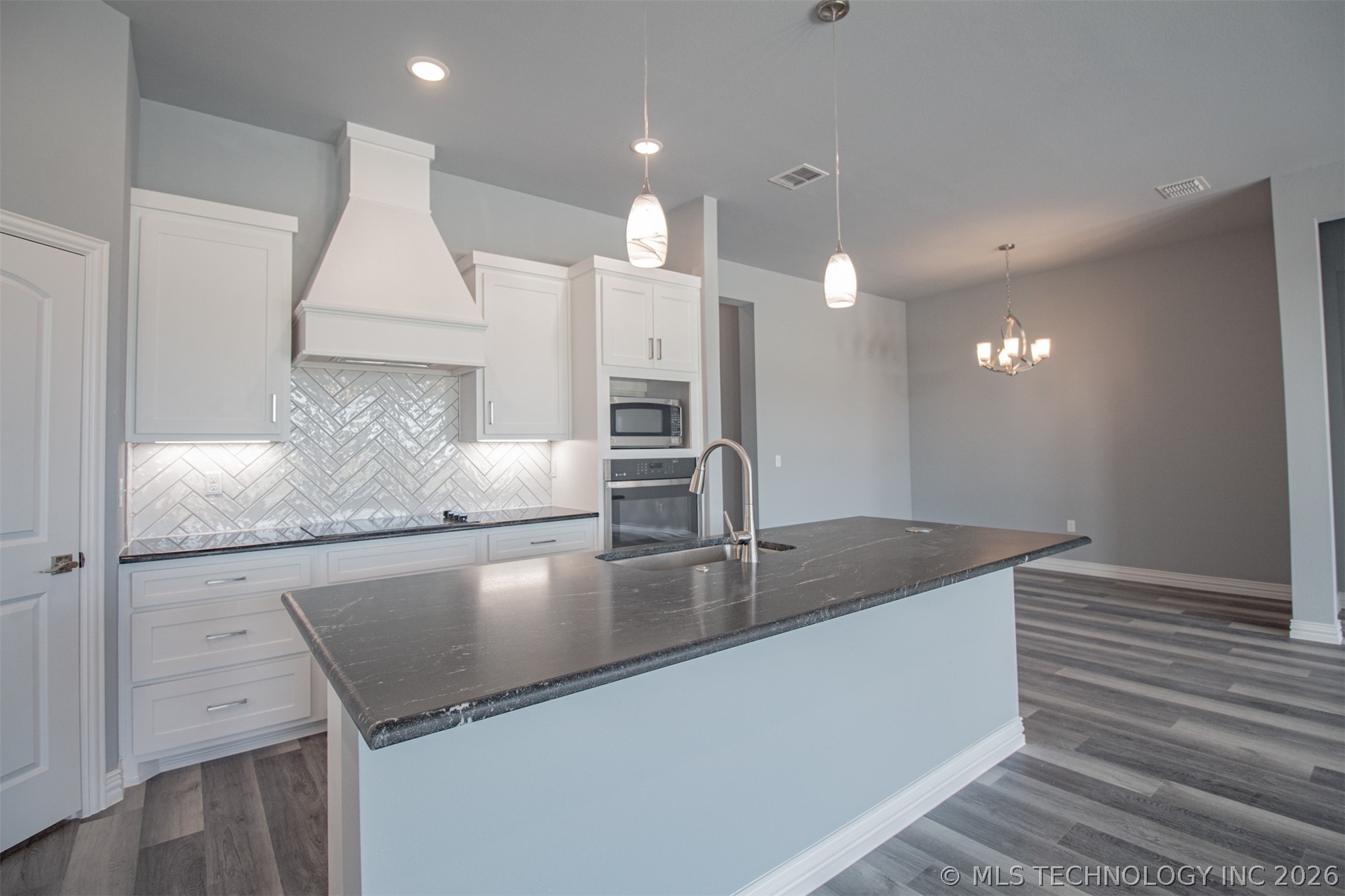 183 Rancho Sol Durant OK 74701