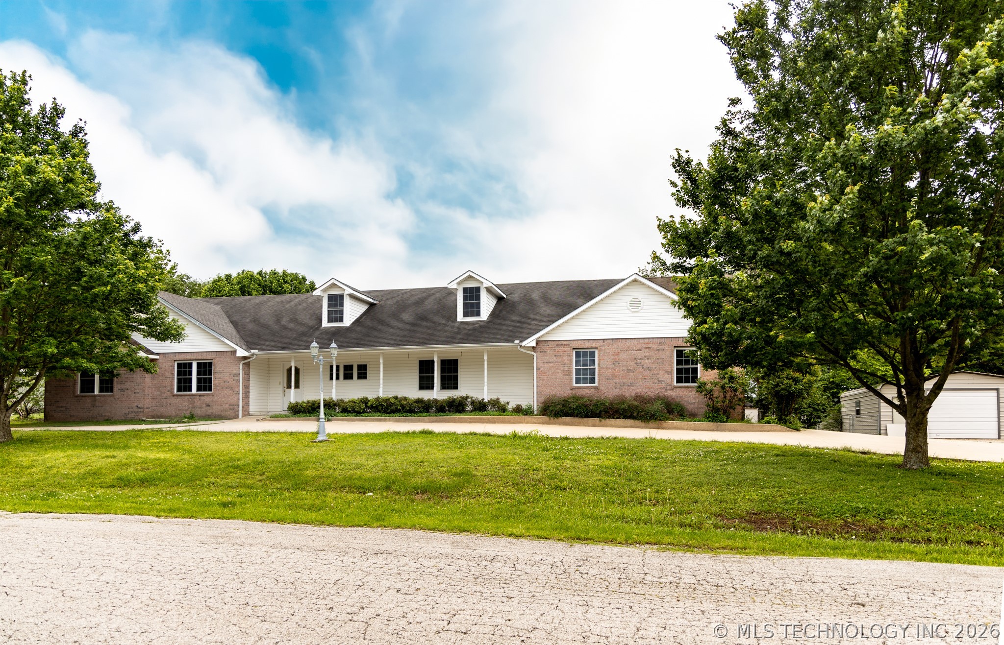 1304 SE 2nd Street Wagoner OK 74467