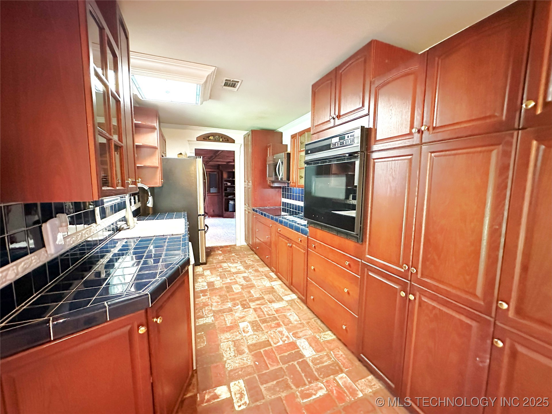 5381 Hilltop Mcalester OK 74501
