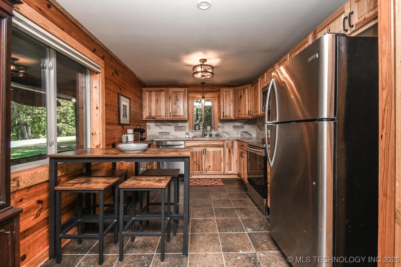 420 Deer Lake Drive Kansas OK 74347